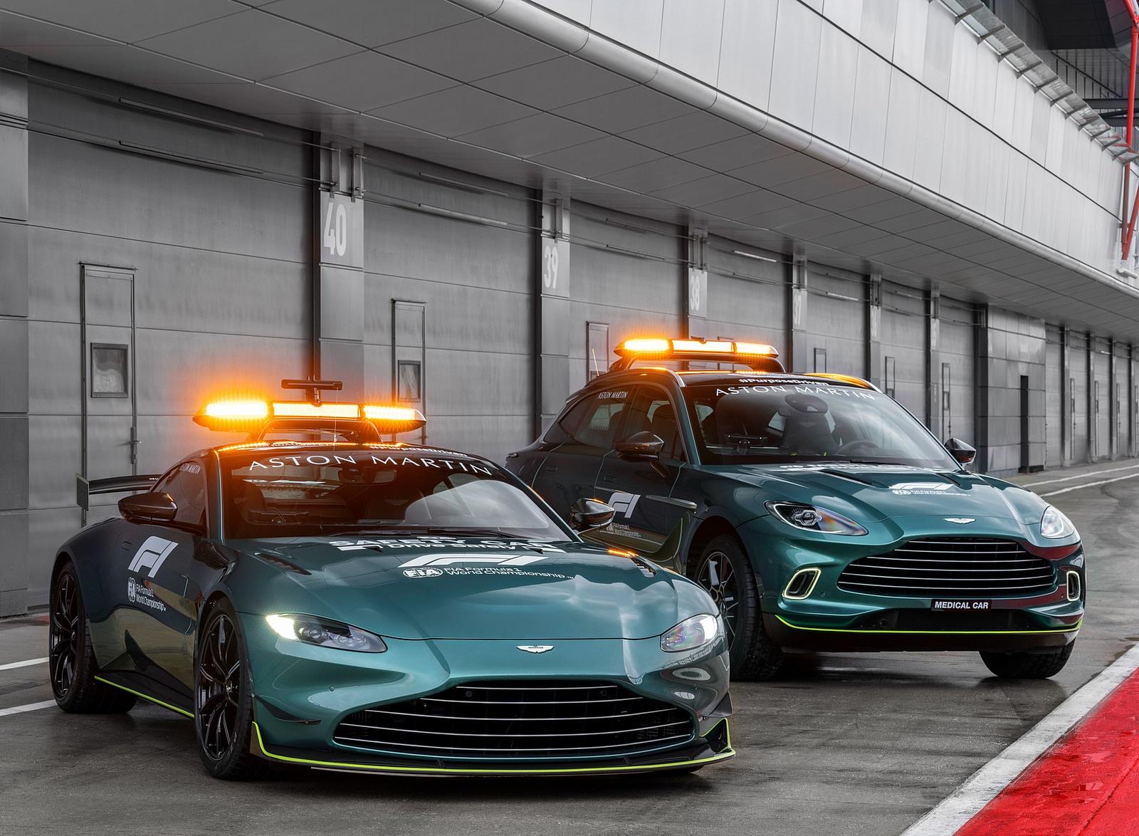1600x1174 Aston Martin Vantage Formula 1 Safety Car Wallpaper (11)