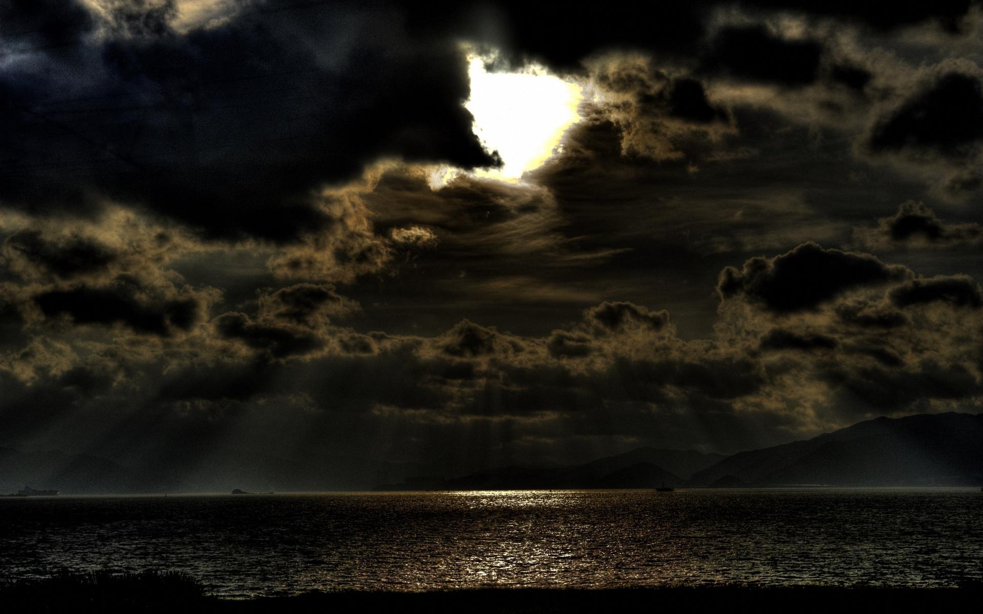 1920x1200 Stormy Wallpaper