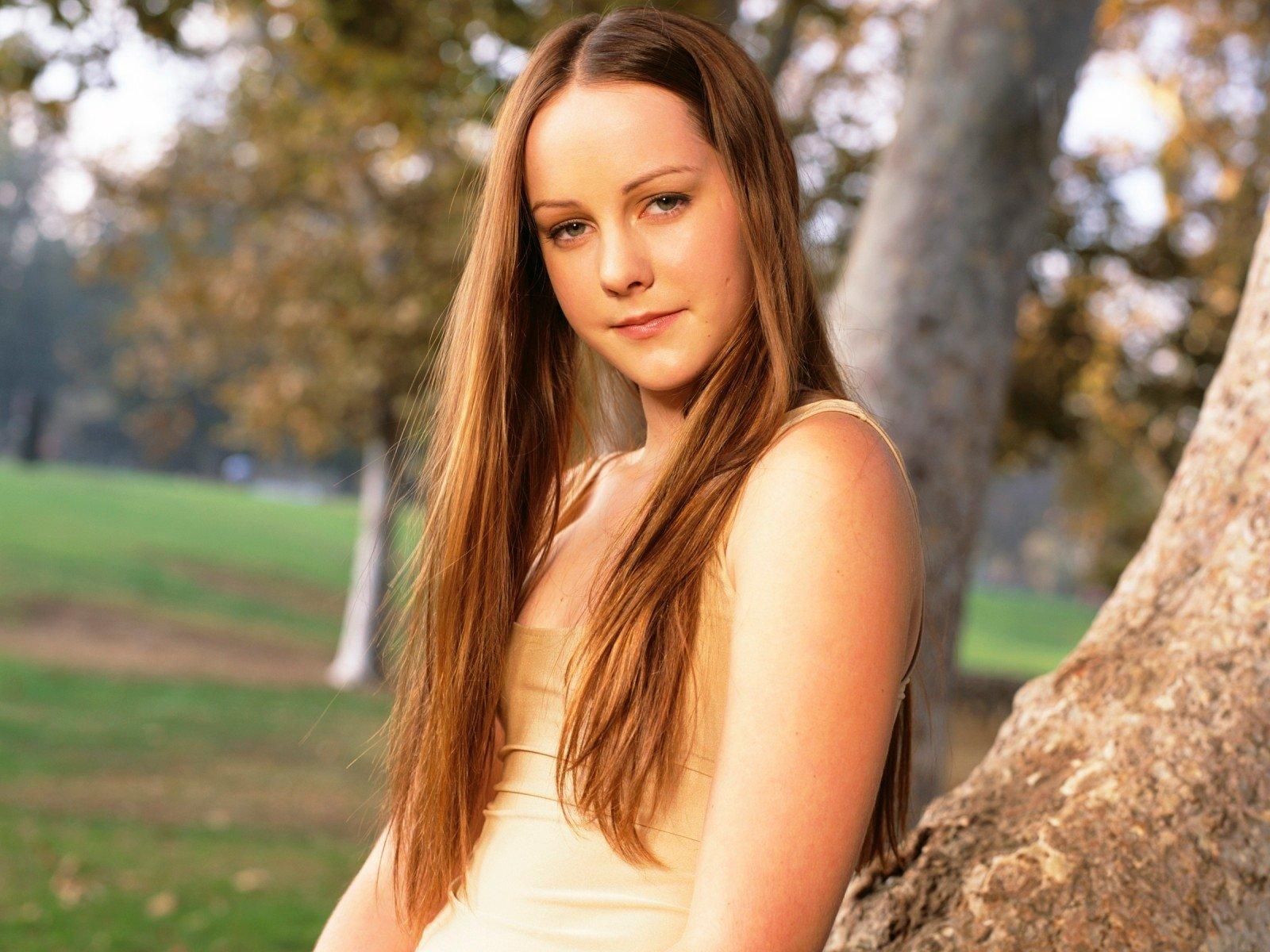 1600x1200 Jena Malone HD Wallpaper and Background Image
