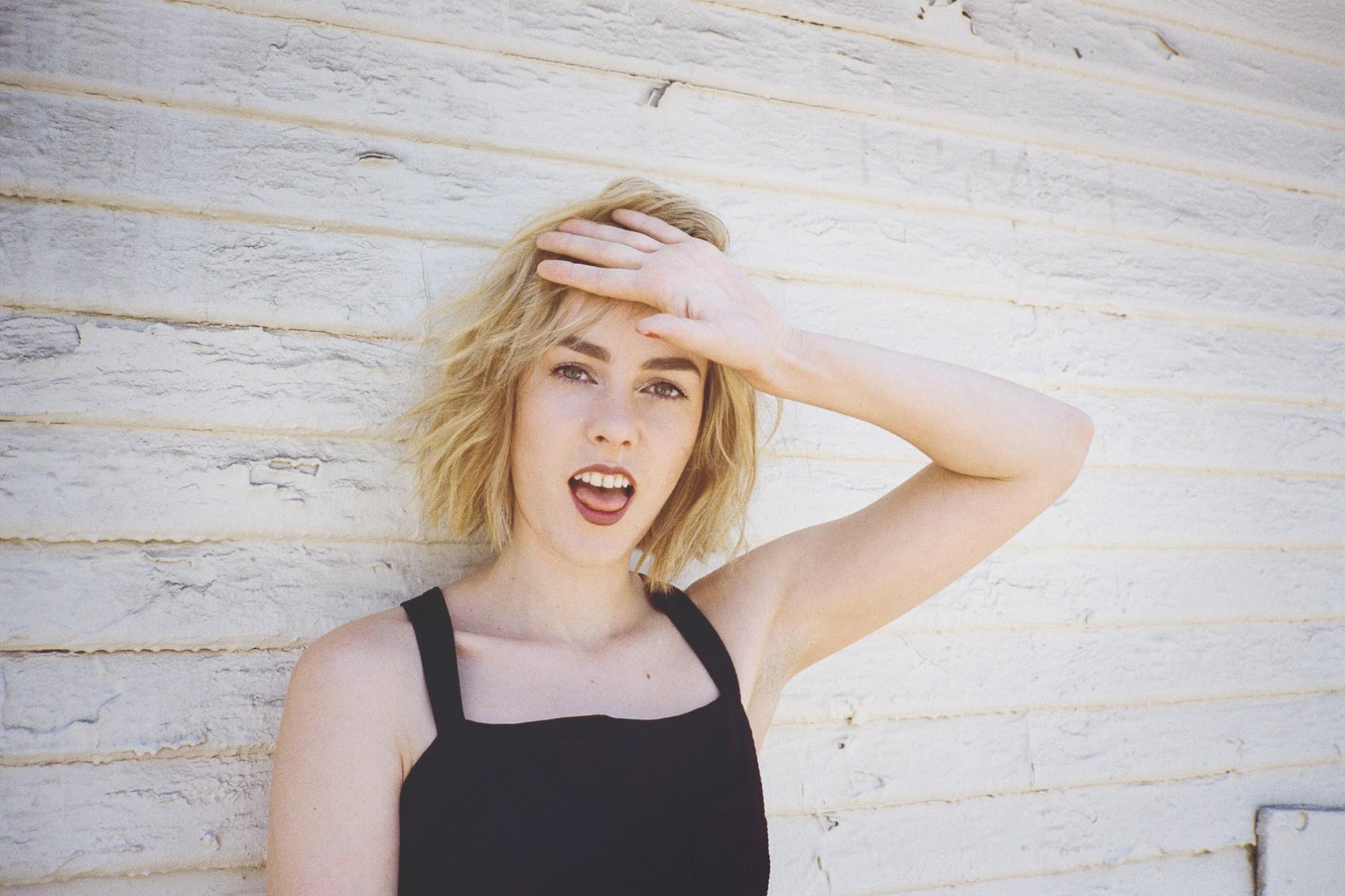 1990x1326 Jena Malone Wallpaper