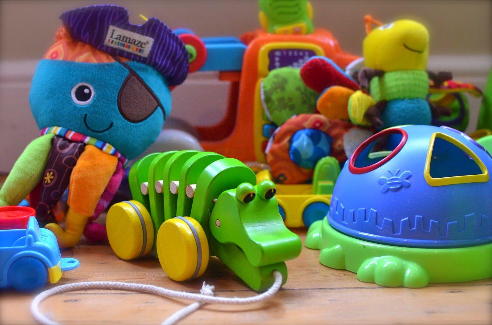 1600x1059 Toys Wallpaper