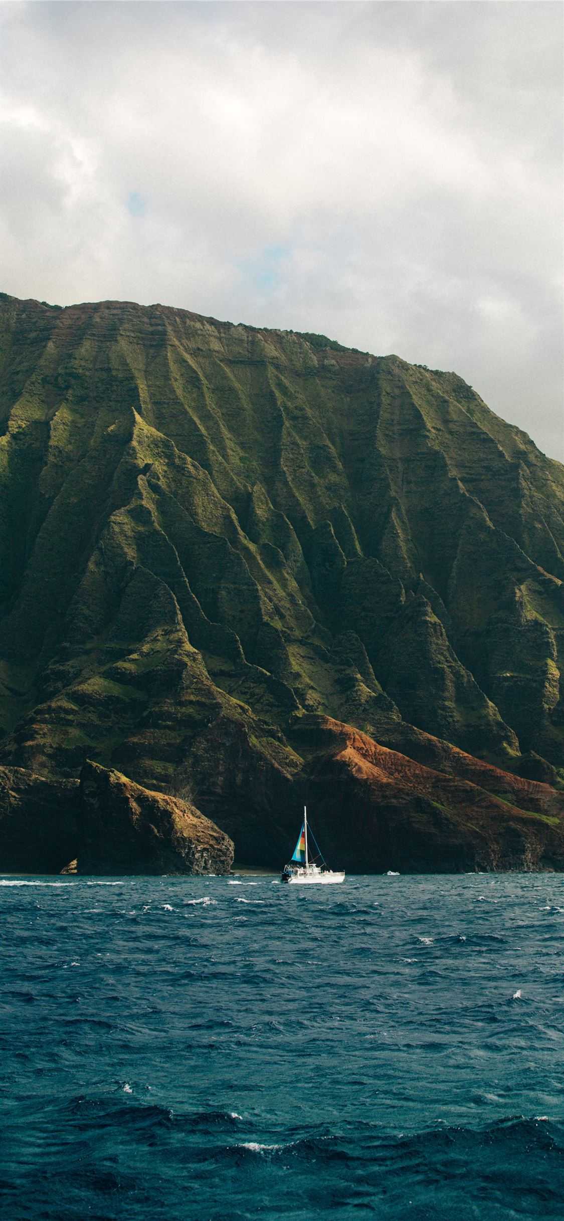 1125x2436 4K Hawaii Wallpaper