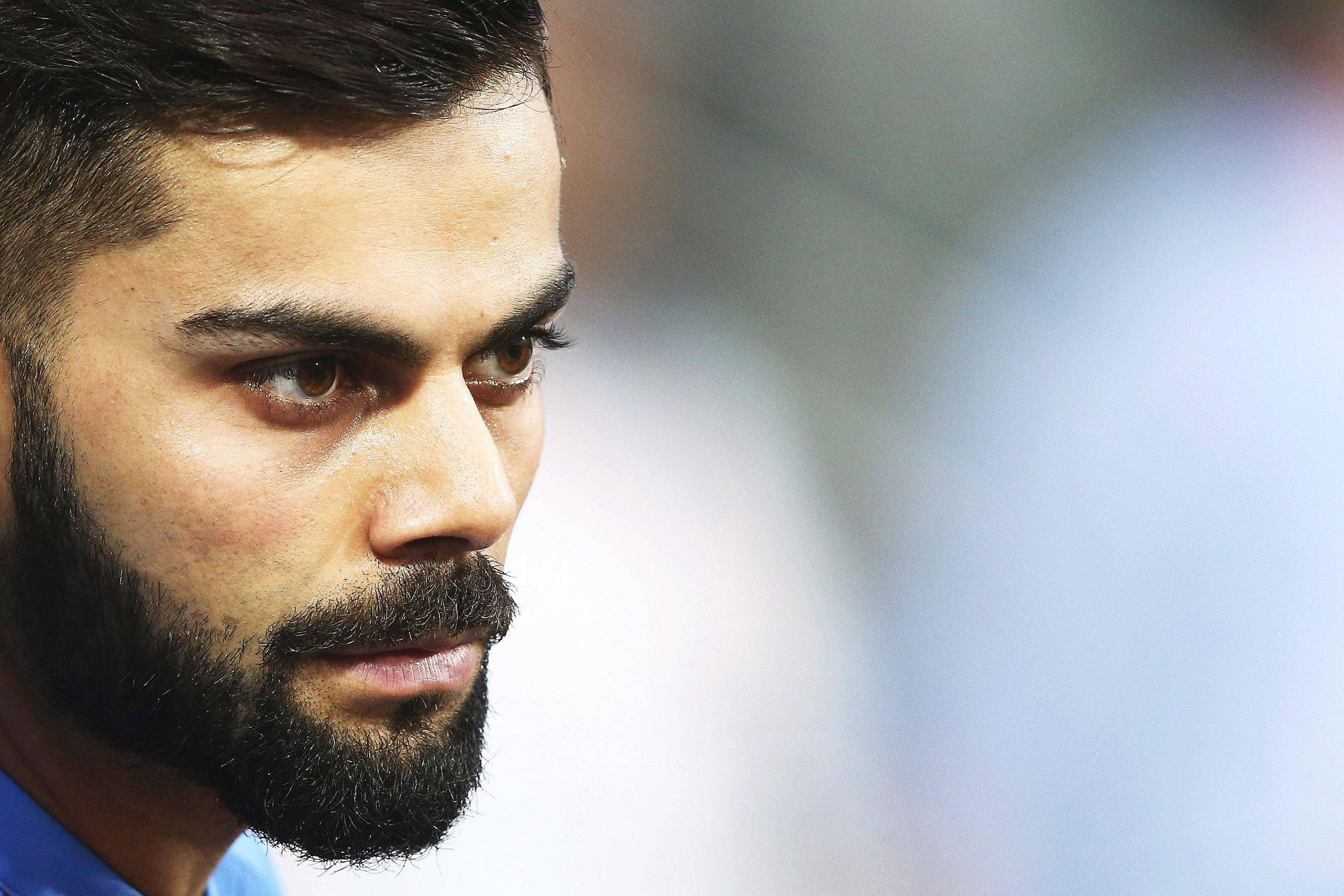2550x1700 Virat Kohli Indian Cricketer High Definition Wallpaper 22617
