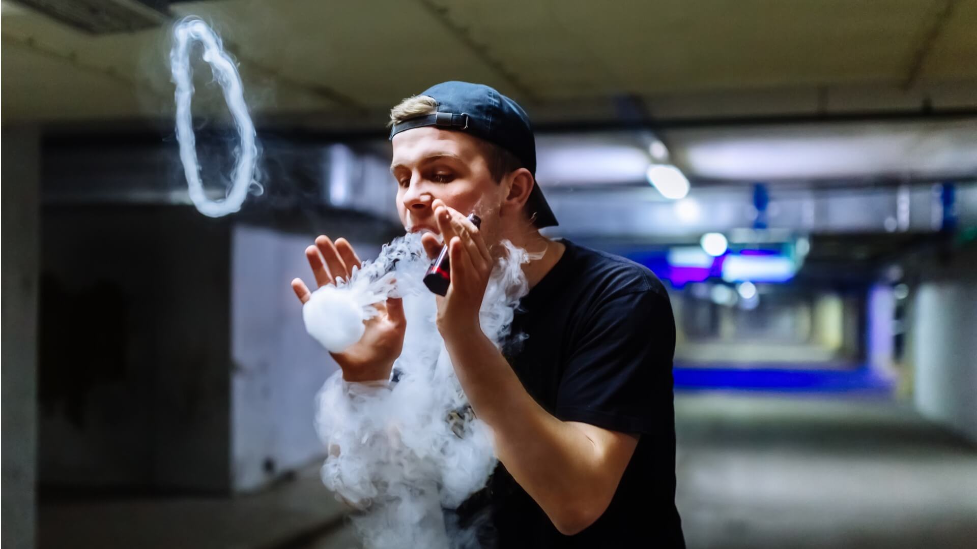 1920x1080 Simple Vape Tricks to Impress Your Friends