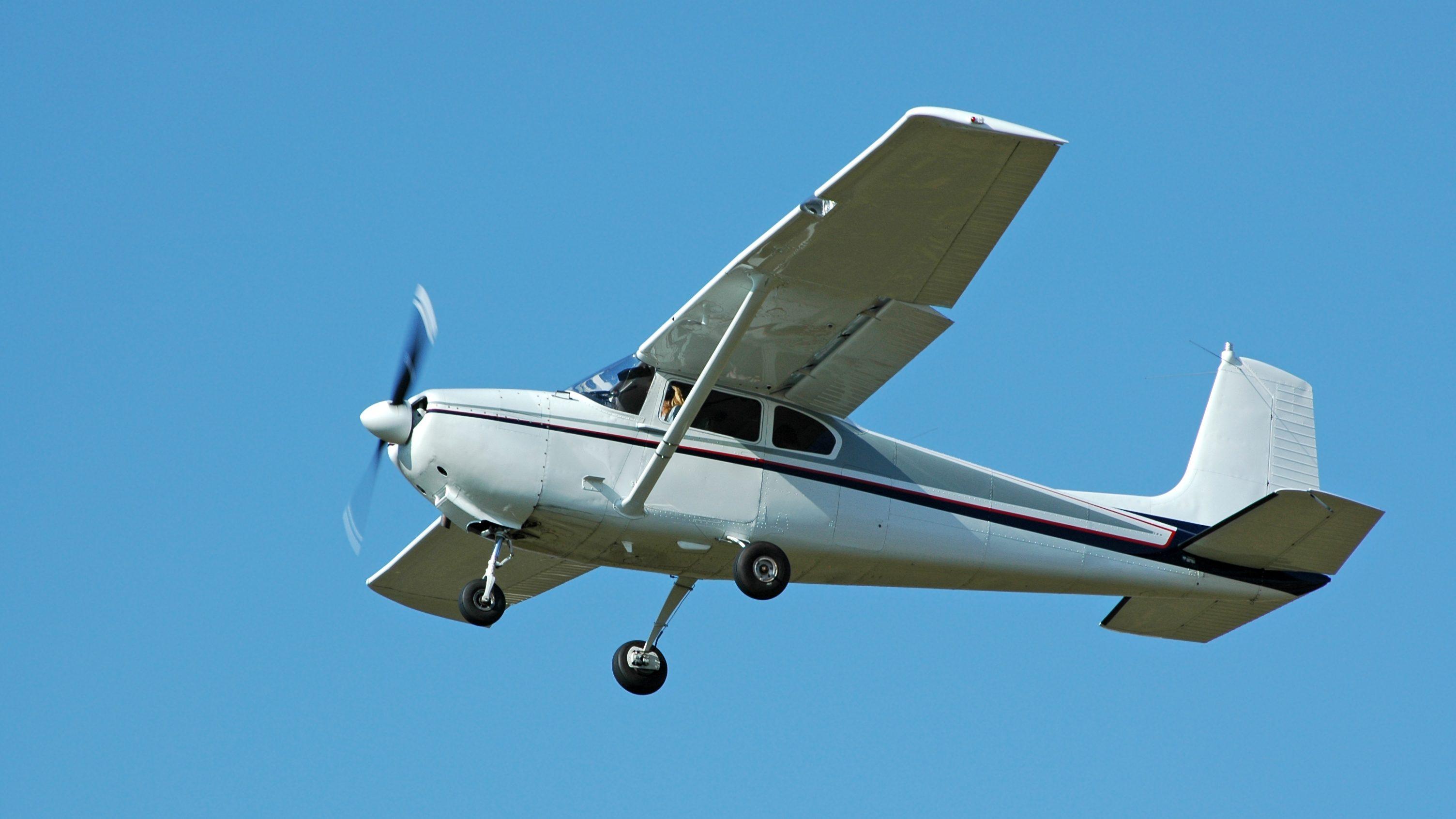 3008x1692 Homeland Security warns pilots about hacking vulnerabilities in small planes