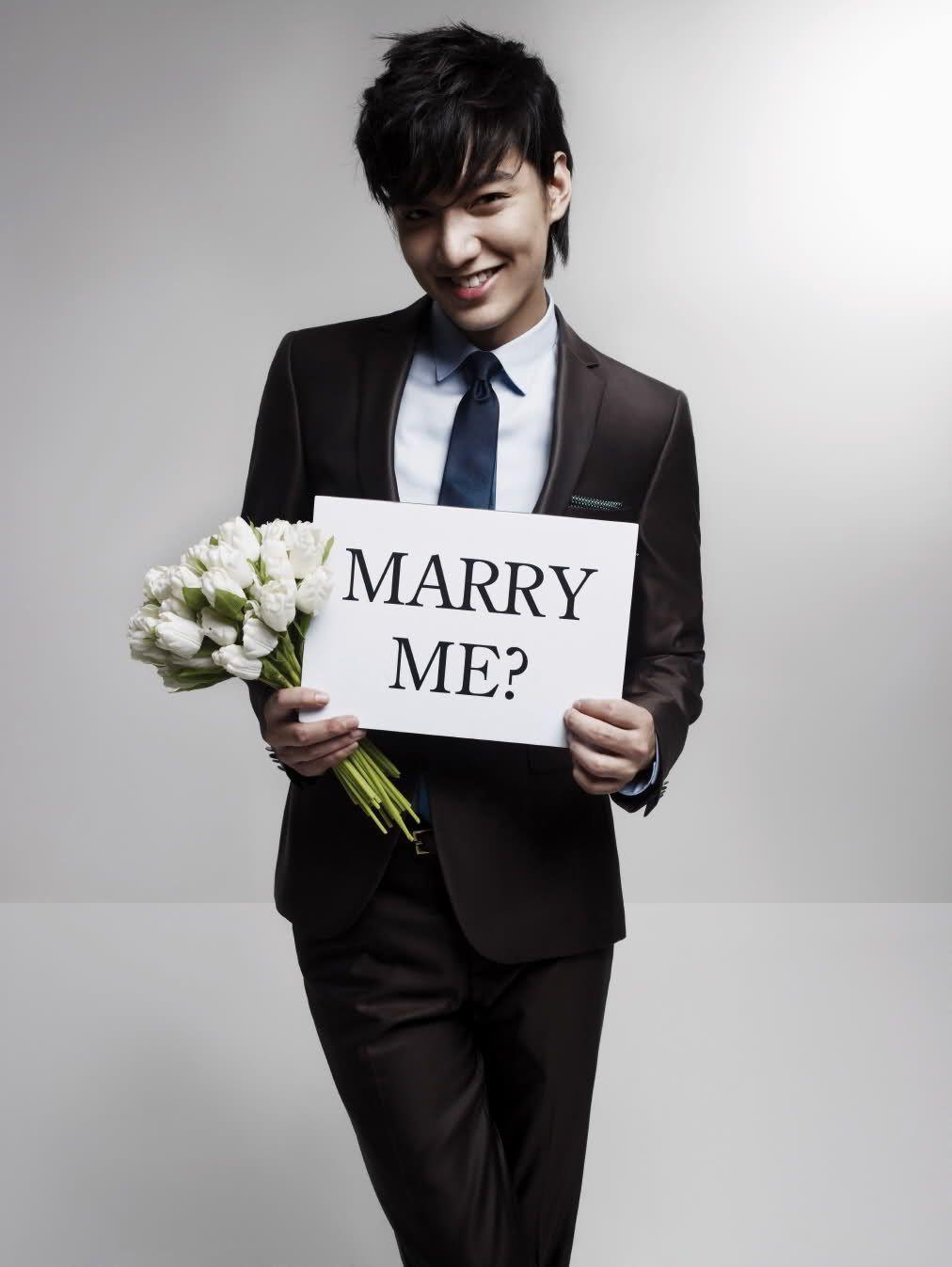 1012x1347 Lee Min Ho Wallpaper iPhone Group Picture