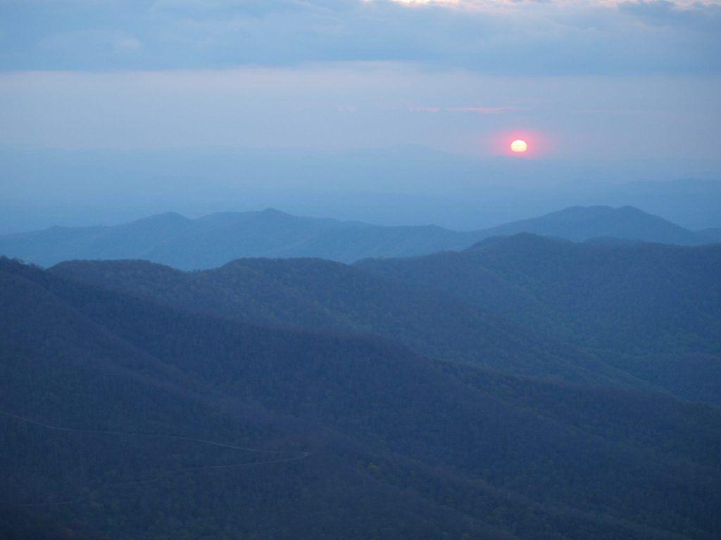 1024x768 Why is the Blue Ridge Blue?