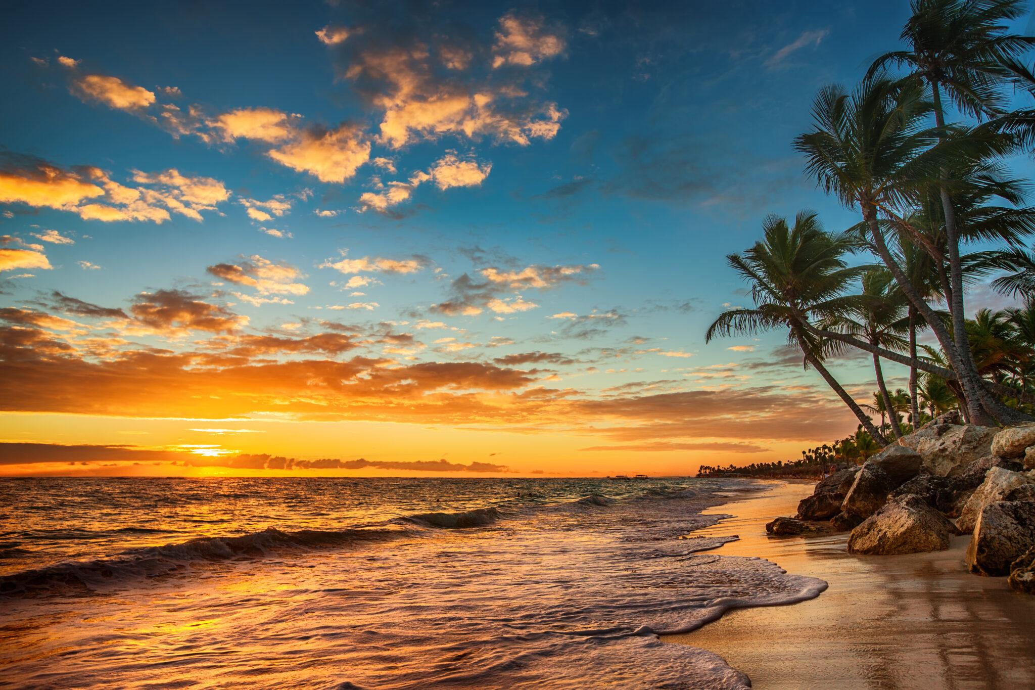 2048x1365 Tropical Island Beach Wallpaper Mural Wallpaper on Walls