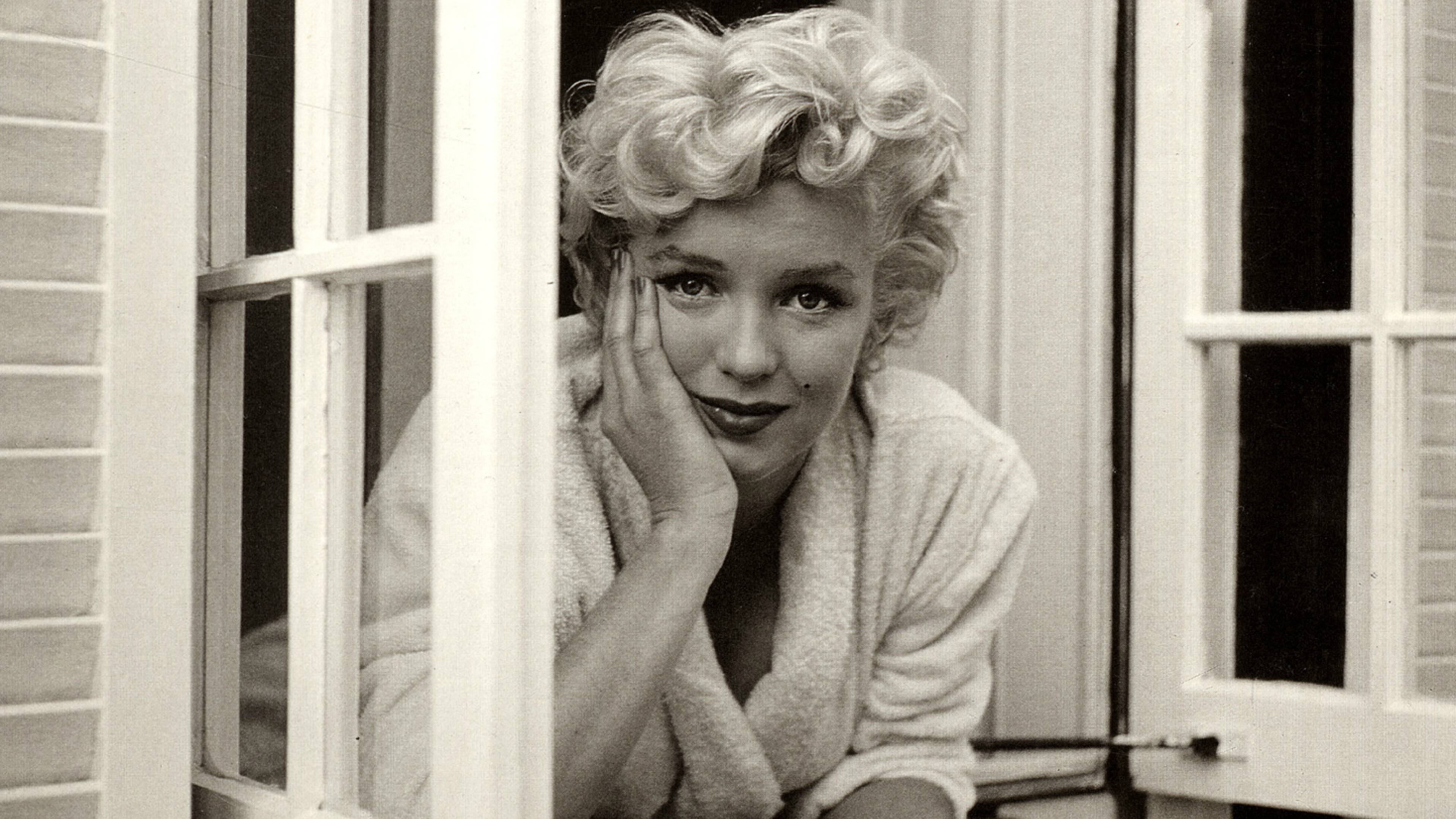 3840x2160 Marilyn Monroe Cleavage Pic 4K Wallpaper, HD Celebrities 4K Wallpaper, Image, Photo and Background