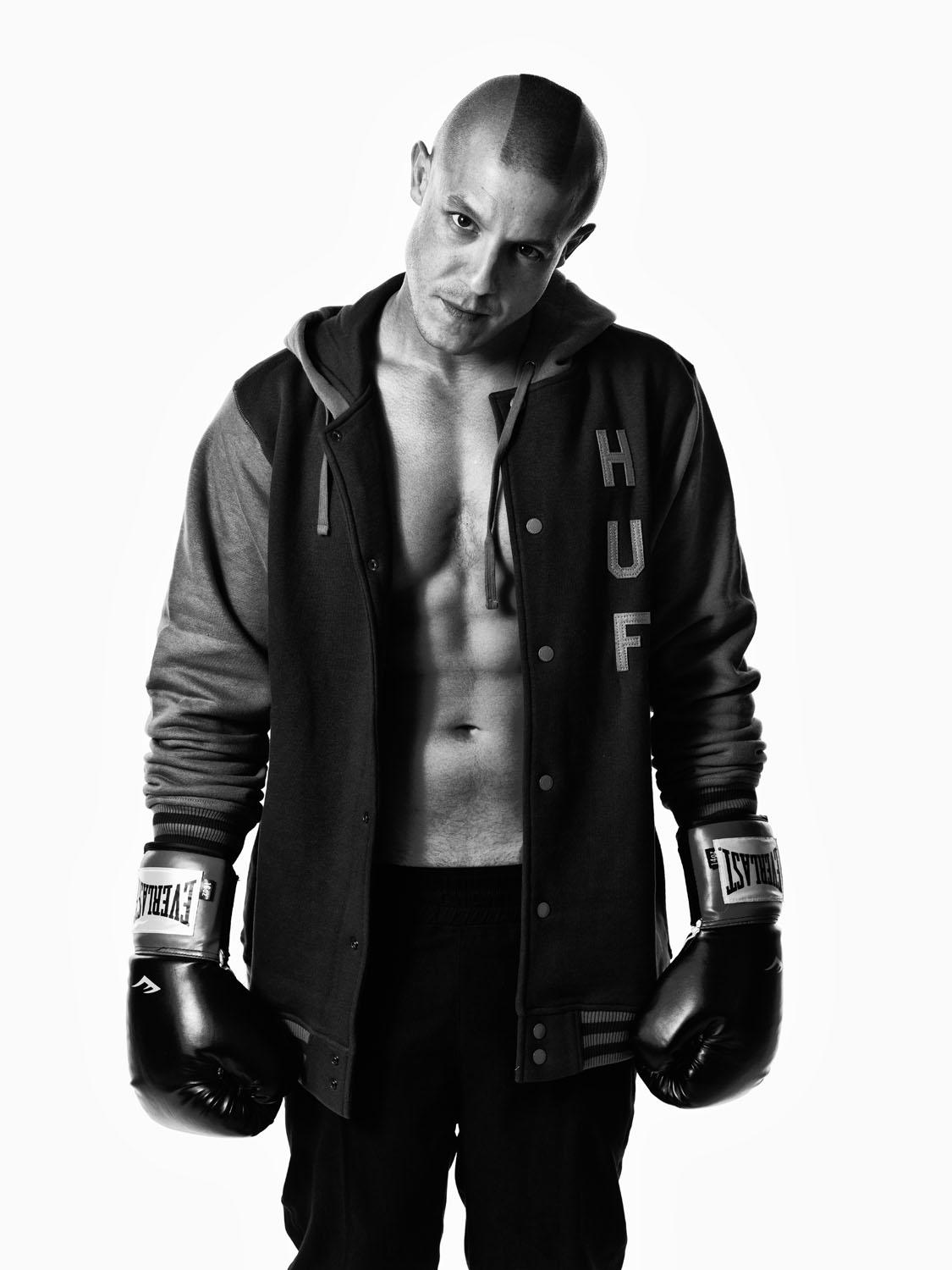 1125x1500 Theo Rossi'd Magazine Photohoot November 2014 Rossi Photo