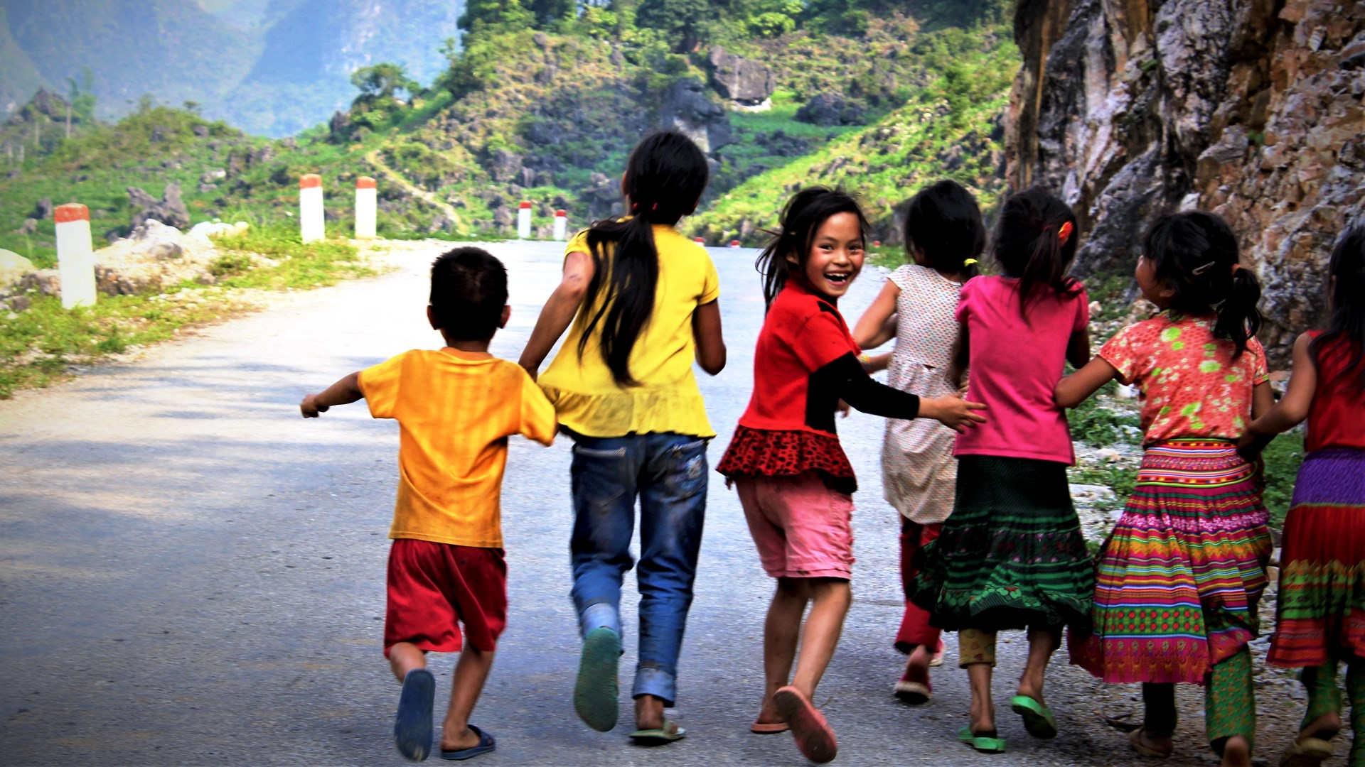 1920x1080 Gain a TESOL and teach English in Vietnam