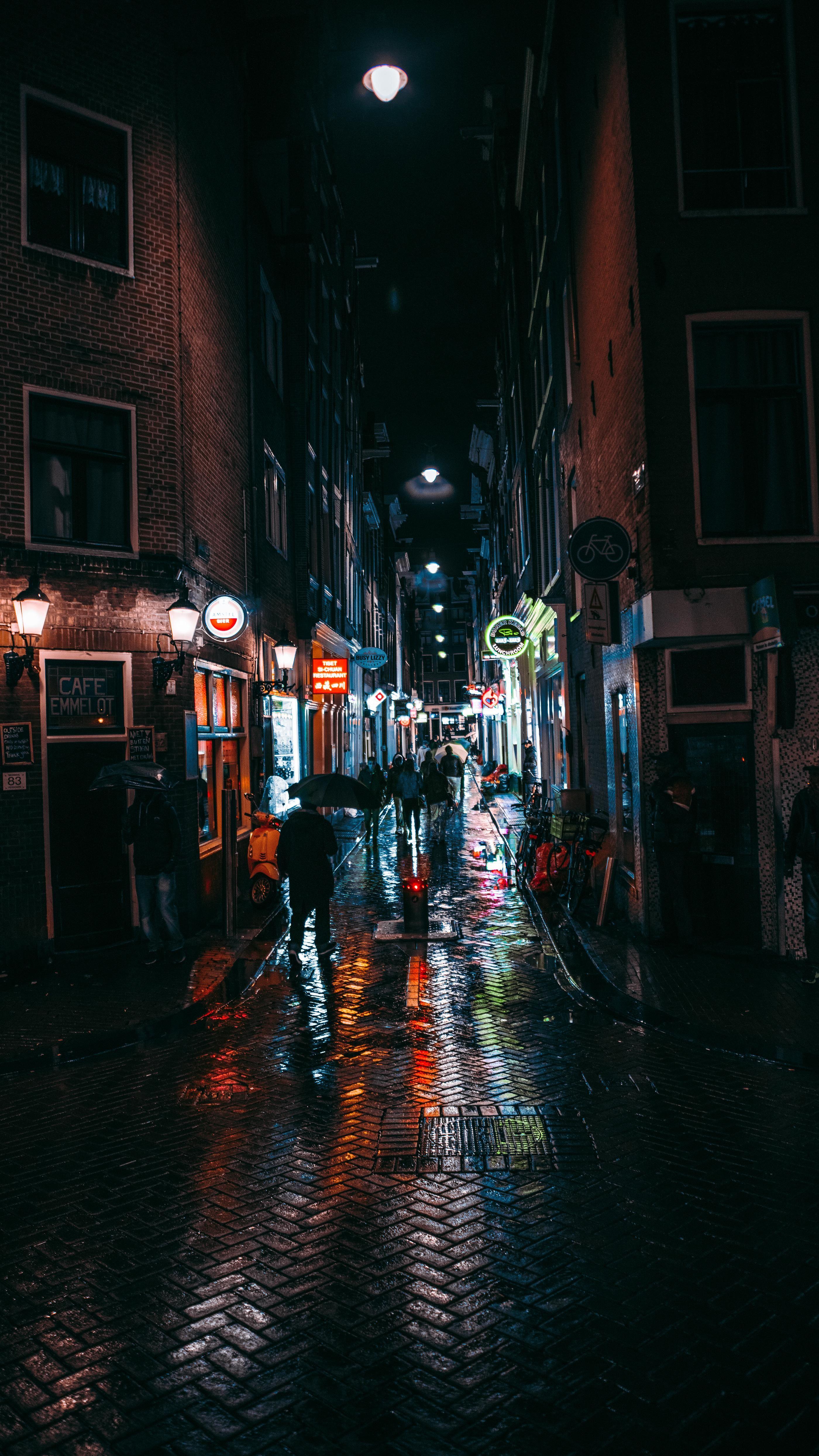 2800x4979 Street Night Wallpaper