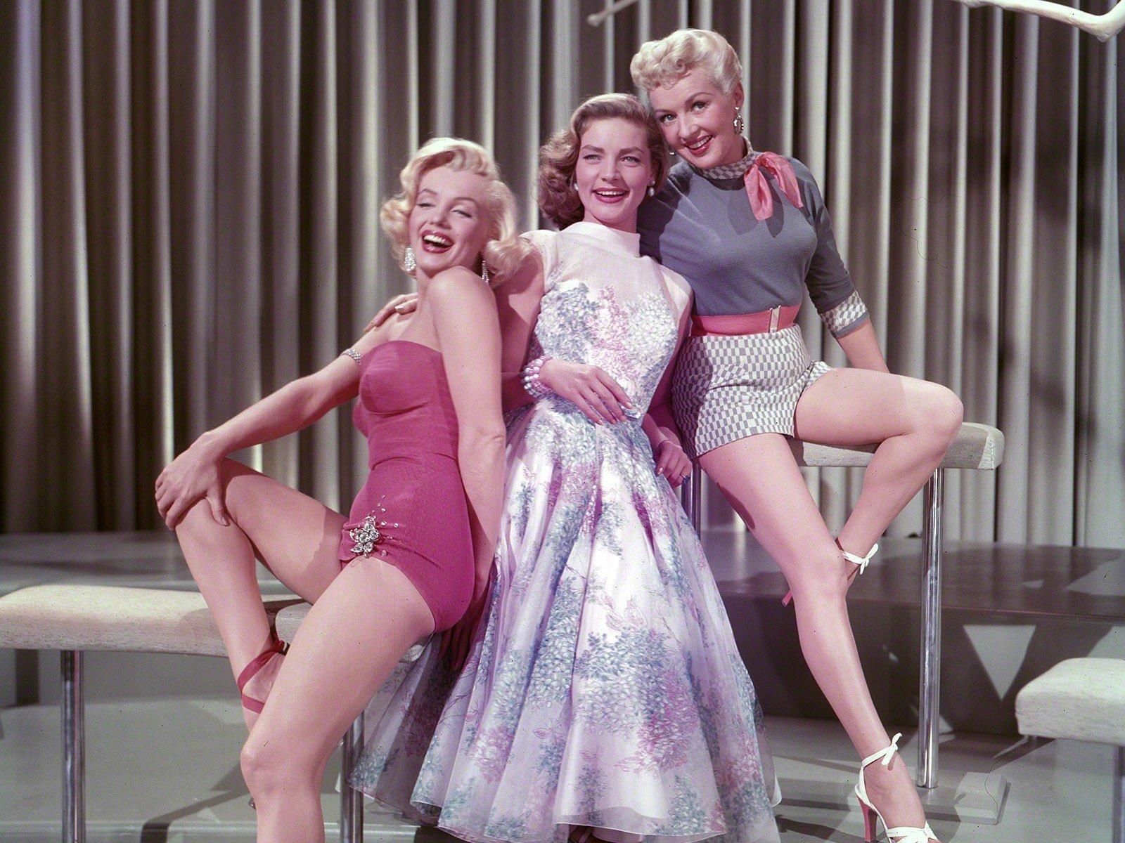 1600x1200 Marilyn Monroe, Lauren Bacall, Actor, Movies, Vintage HD Wallpaper / Desktop and Mobile Image & Photo
