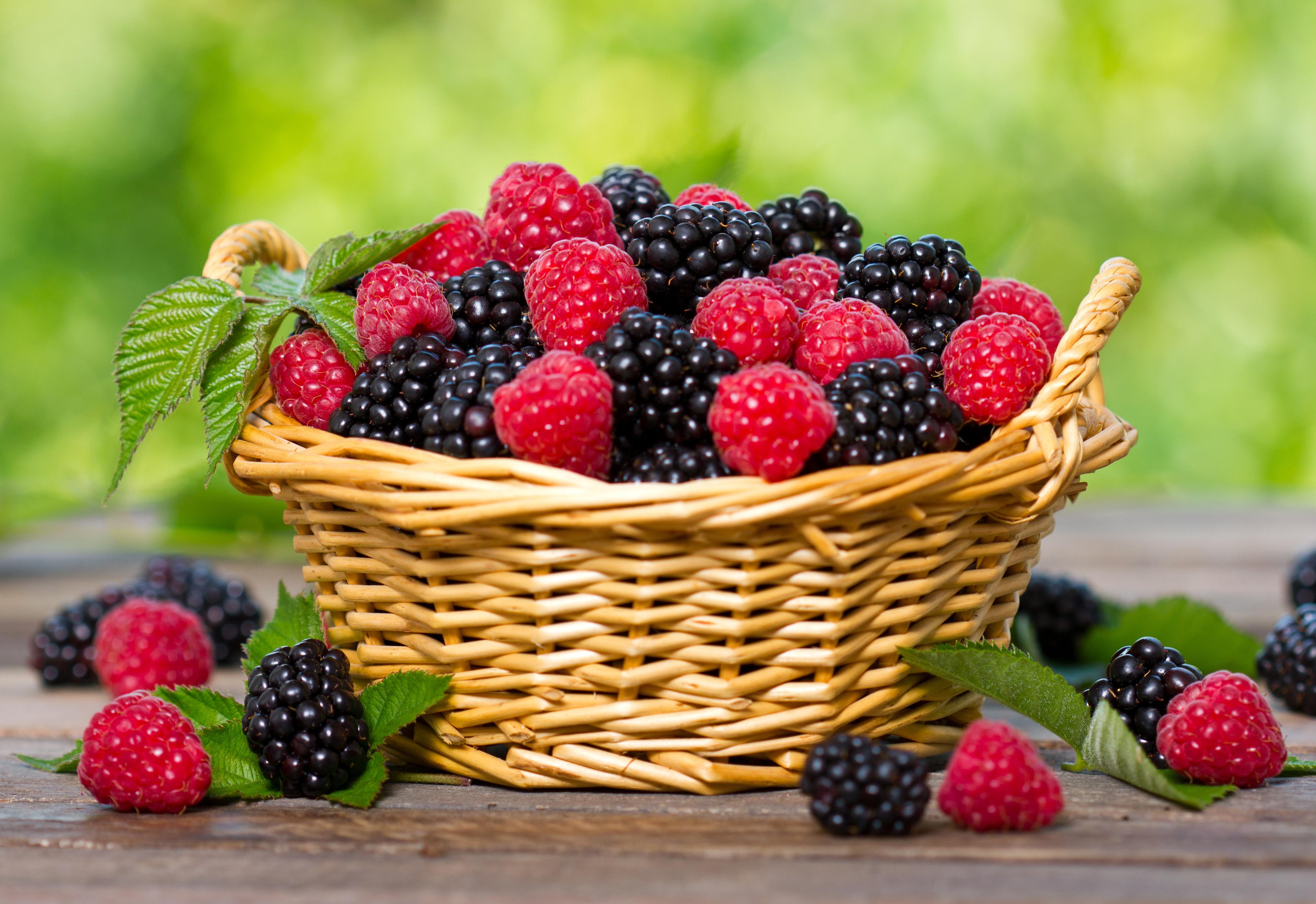 4200x2884 Blackberry, Berry, Raspberry, Fruit, Still Life, Basket wallpaper