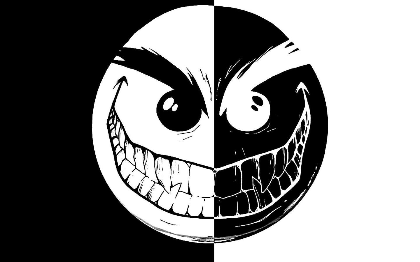 1440x900 Ten Creepy People With Even Creepier Grins