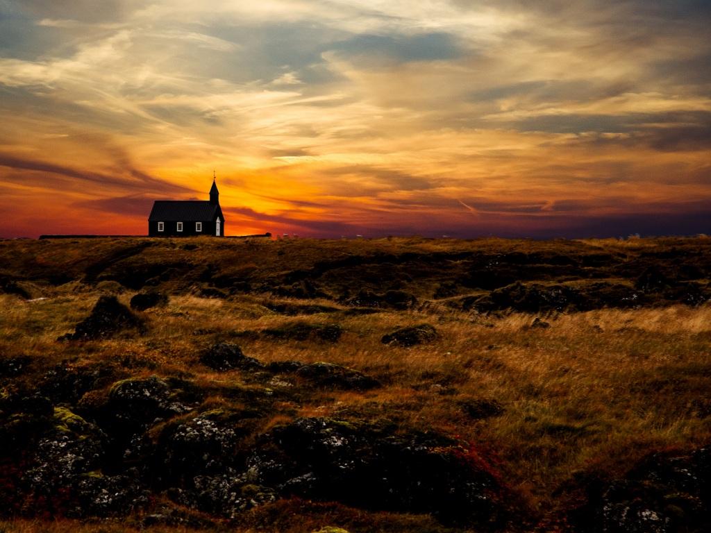 1024x768 Wallpaper 4k church, temple, horizon, sunset, grass, sky, iceland 4k Wallpaper