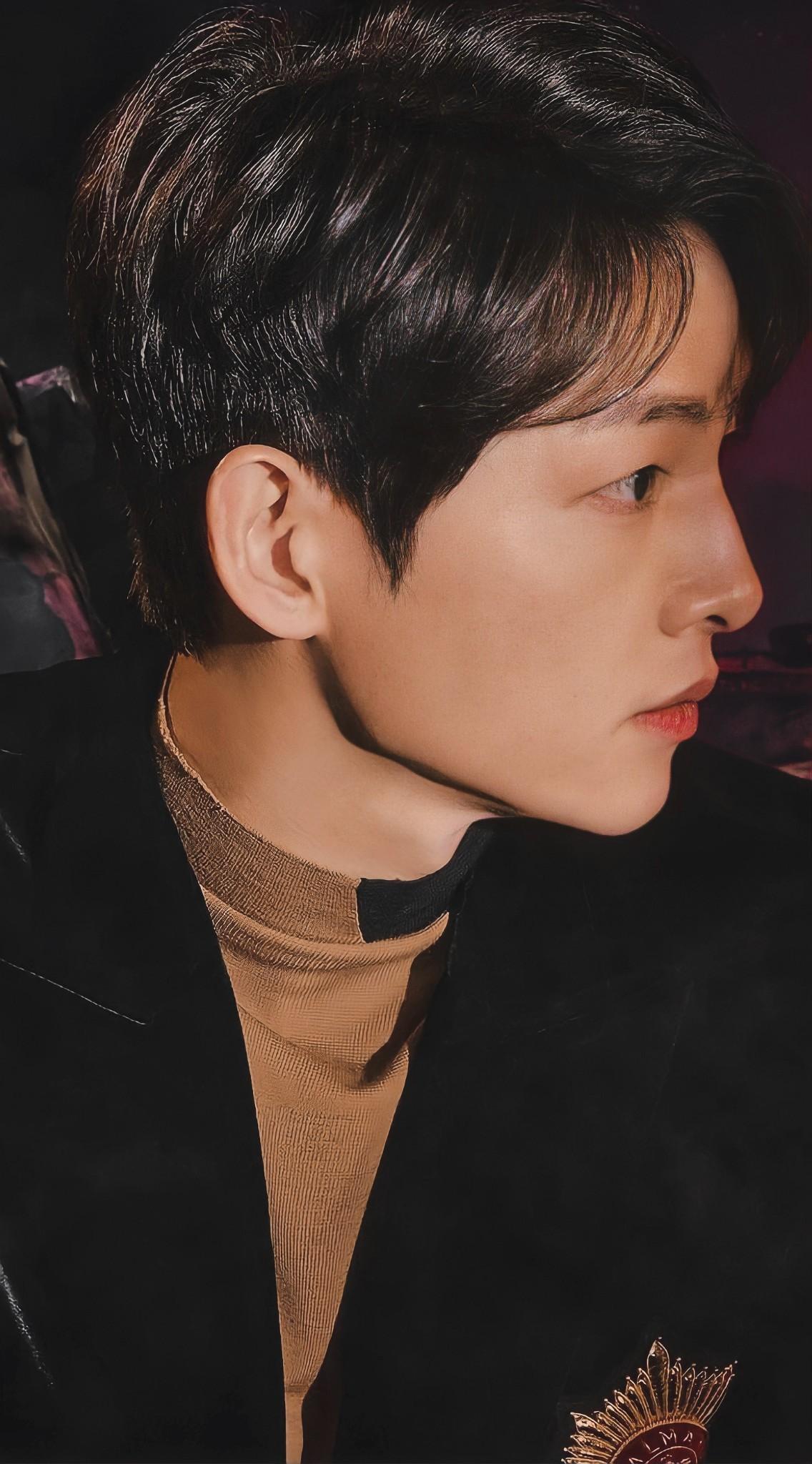 1136x2048 song joong ki wallpaper