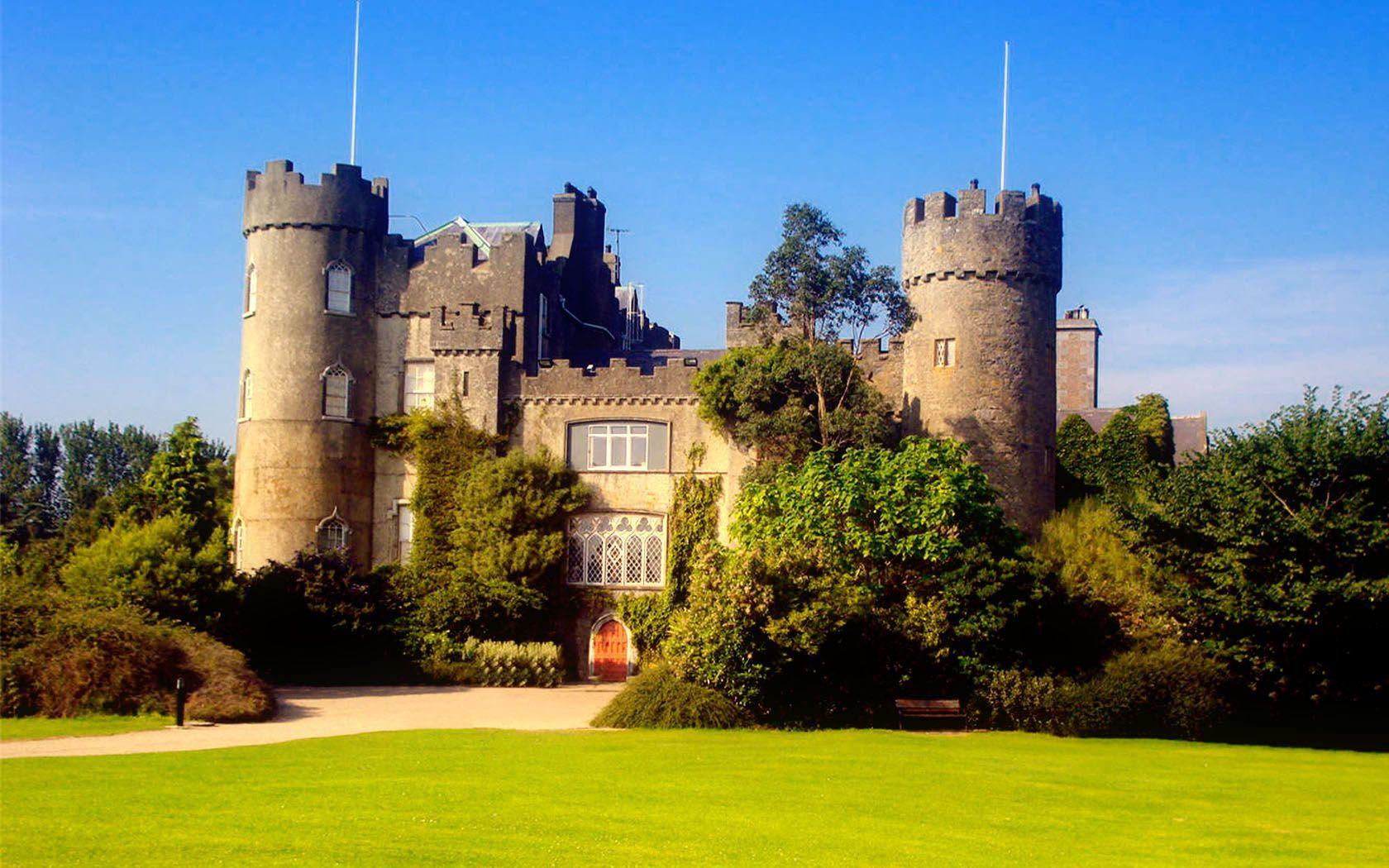 1680x1050 Irish castle. Castles in ireland, Dublin ireland, Irish castles