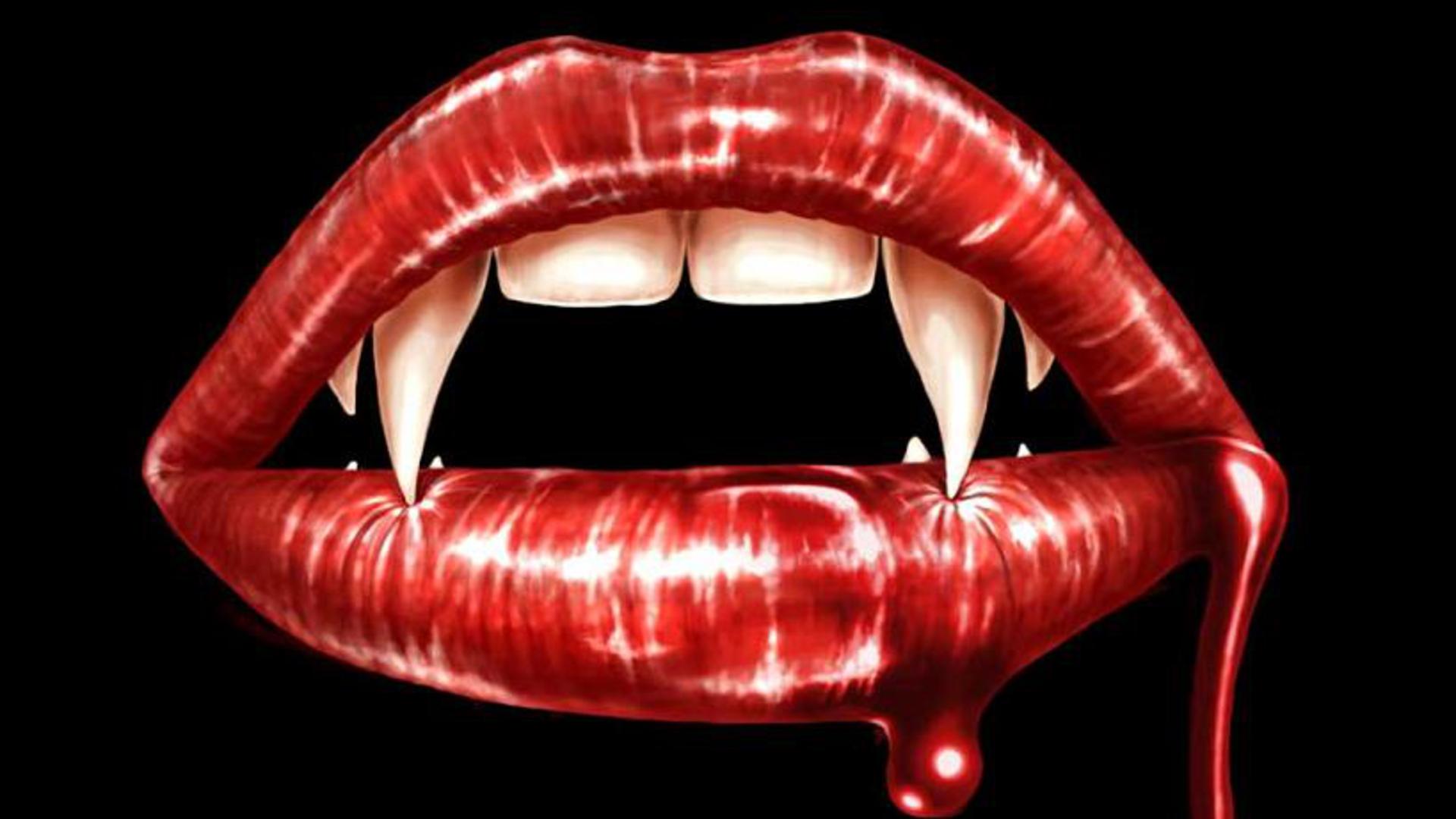 1920x1080 Vampiress With Vampire Teeth