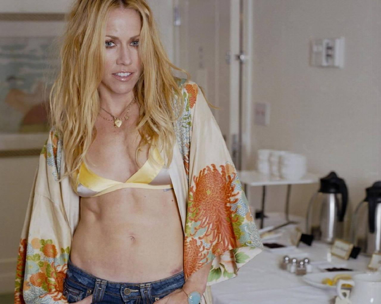 1280x1024 hq celebrity picture: Sheryl Crow hot HD wallpaper