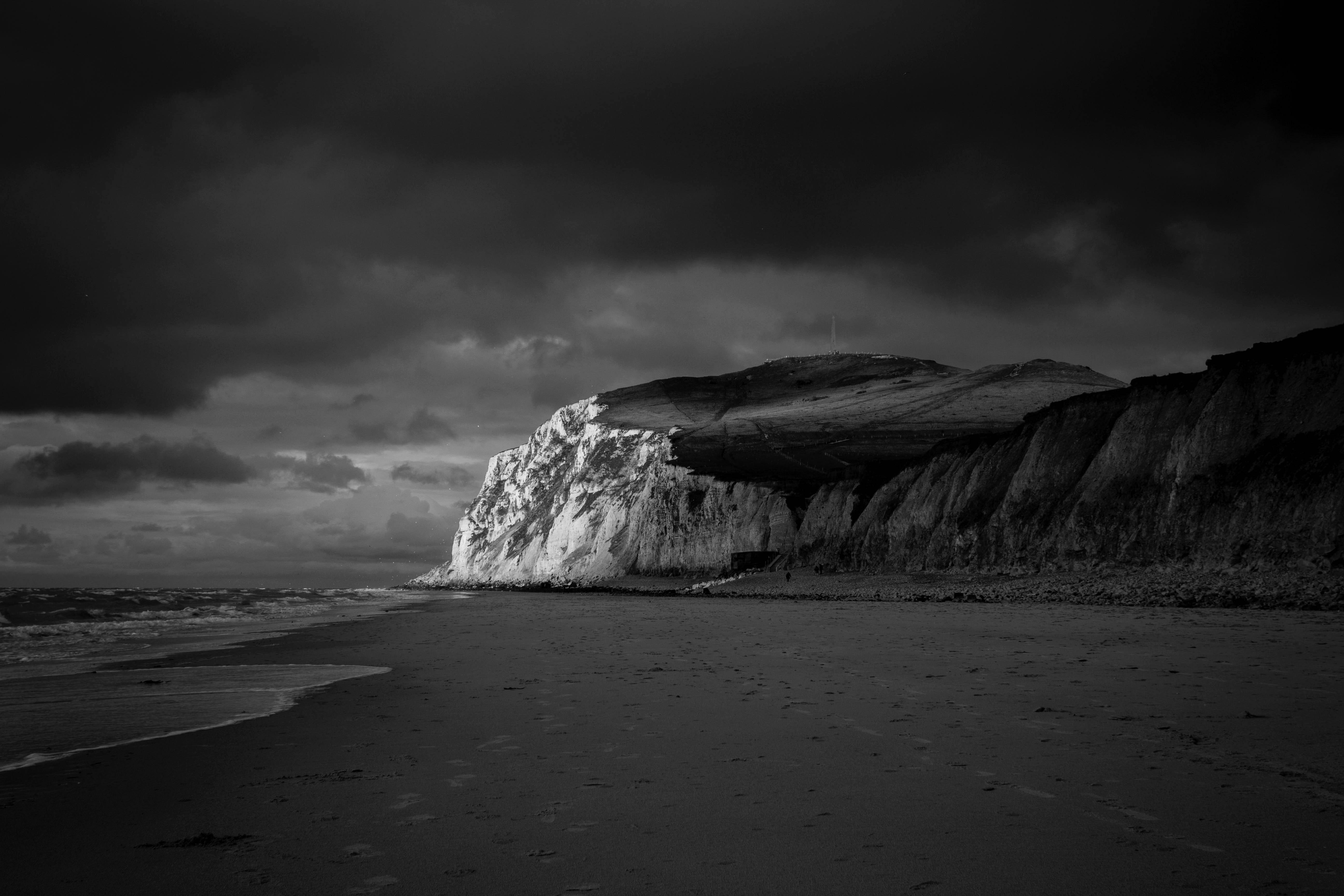 5184x3456 Mountain Near Beach Shore Under Dark Cloudy Sky · Free