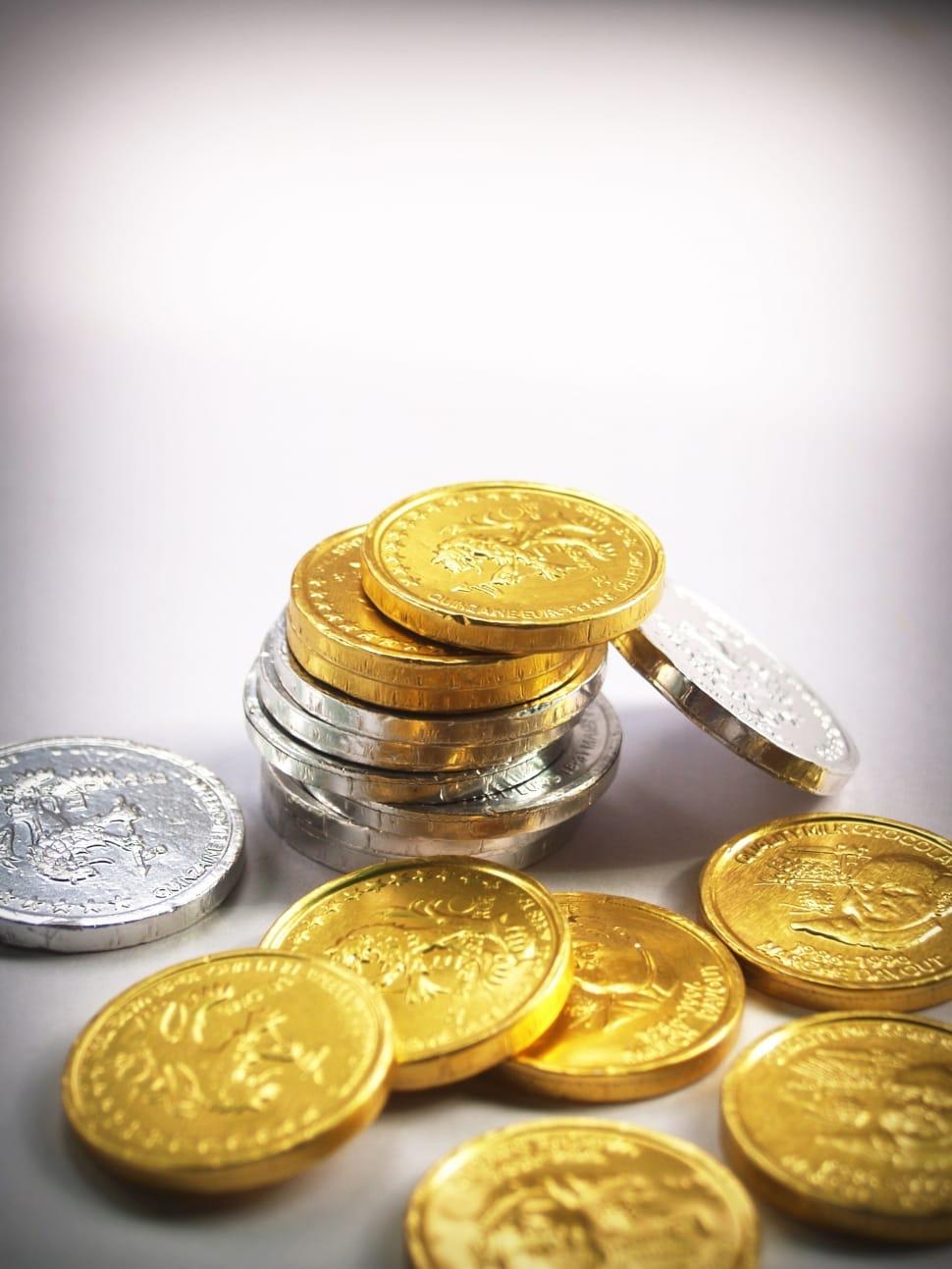 970x1293 Gold Coin Wallpaper