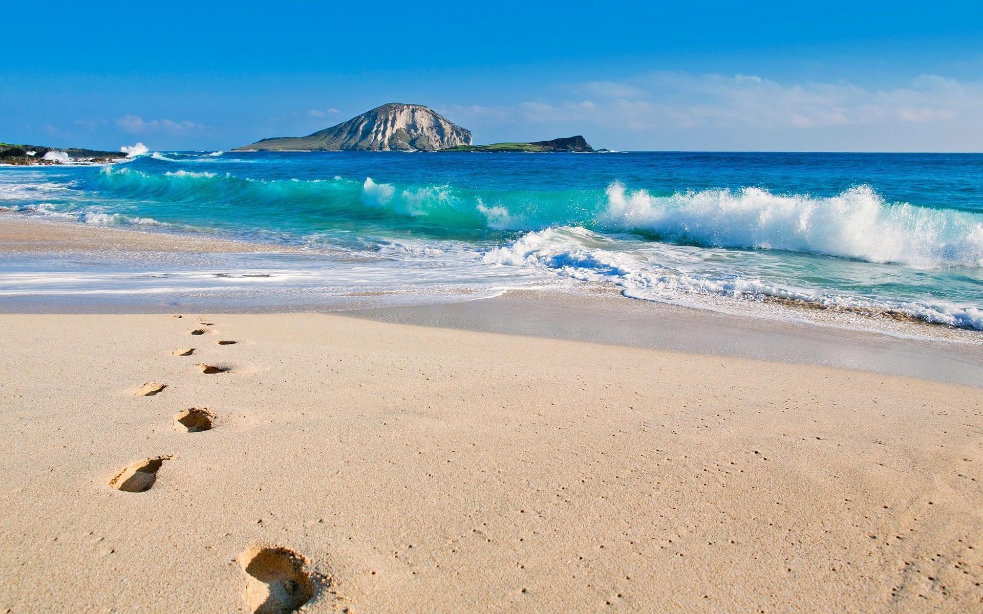 1920x1200 Ocean Waves & Beach Steps wallpaper. Ocean Waves & Beach Steps