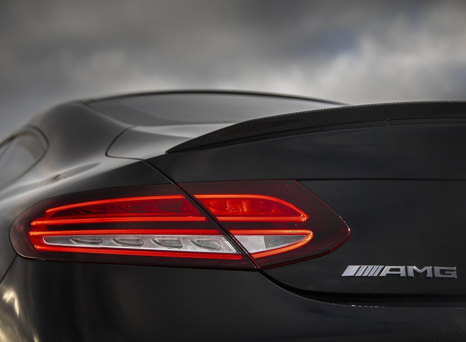 1600x1174 Mercedes AMG C43 Coupe Tail Light Wallpaper (113)