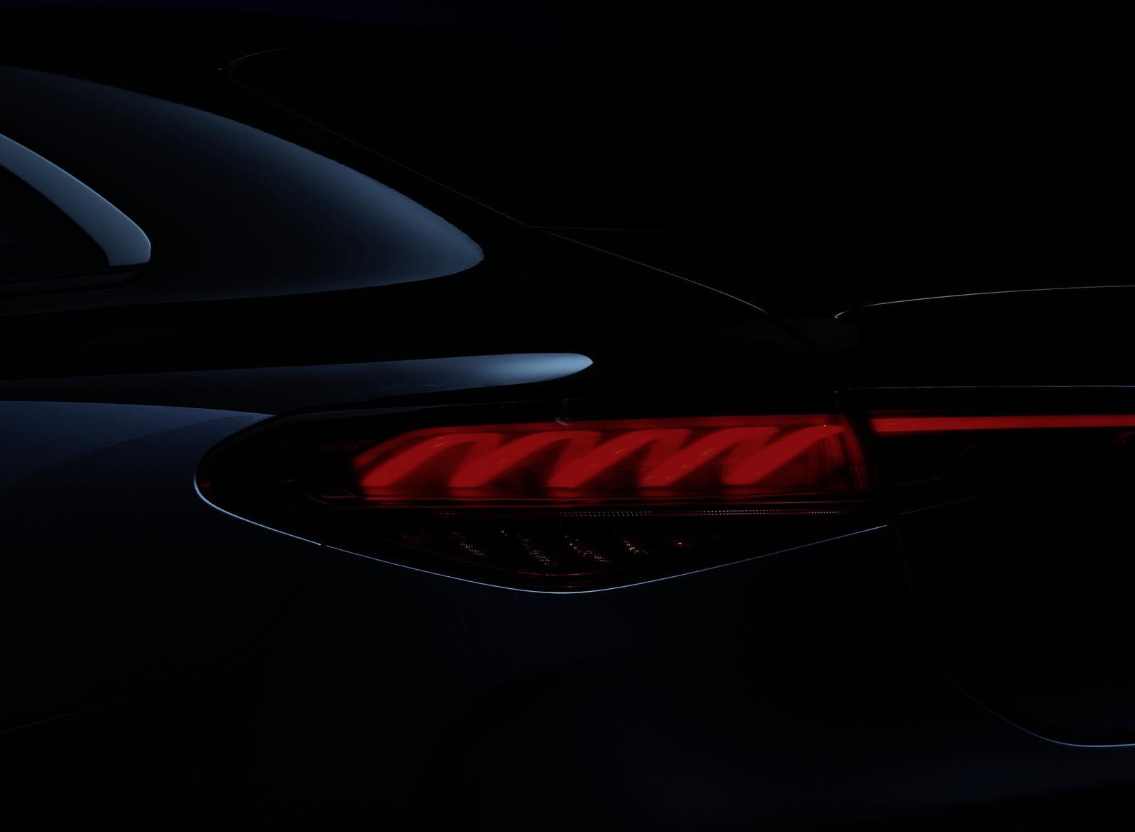 1600x1174 Mercedes Benz EQS 580 4MATIC AMG Line Edition 1 (Color: High Tech Silver Obsidian Black) Tail Light Wallpaper (45)