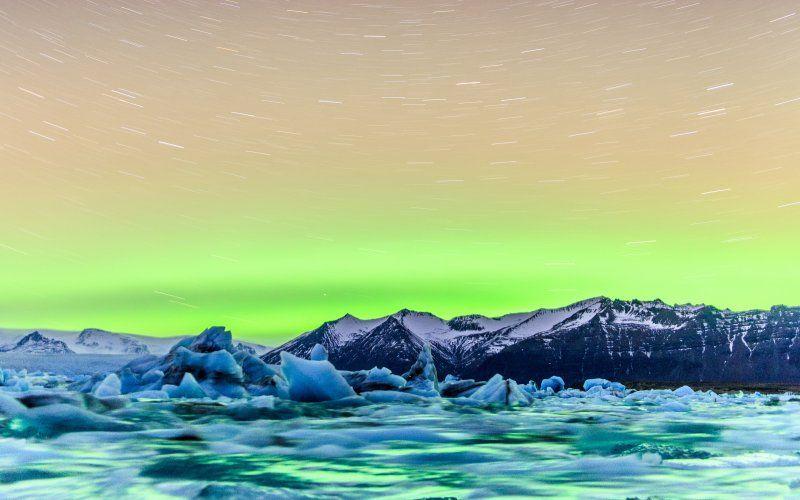1024x768 Desktop wallpaper iceland, northern lights, glaciers, sea, nature