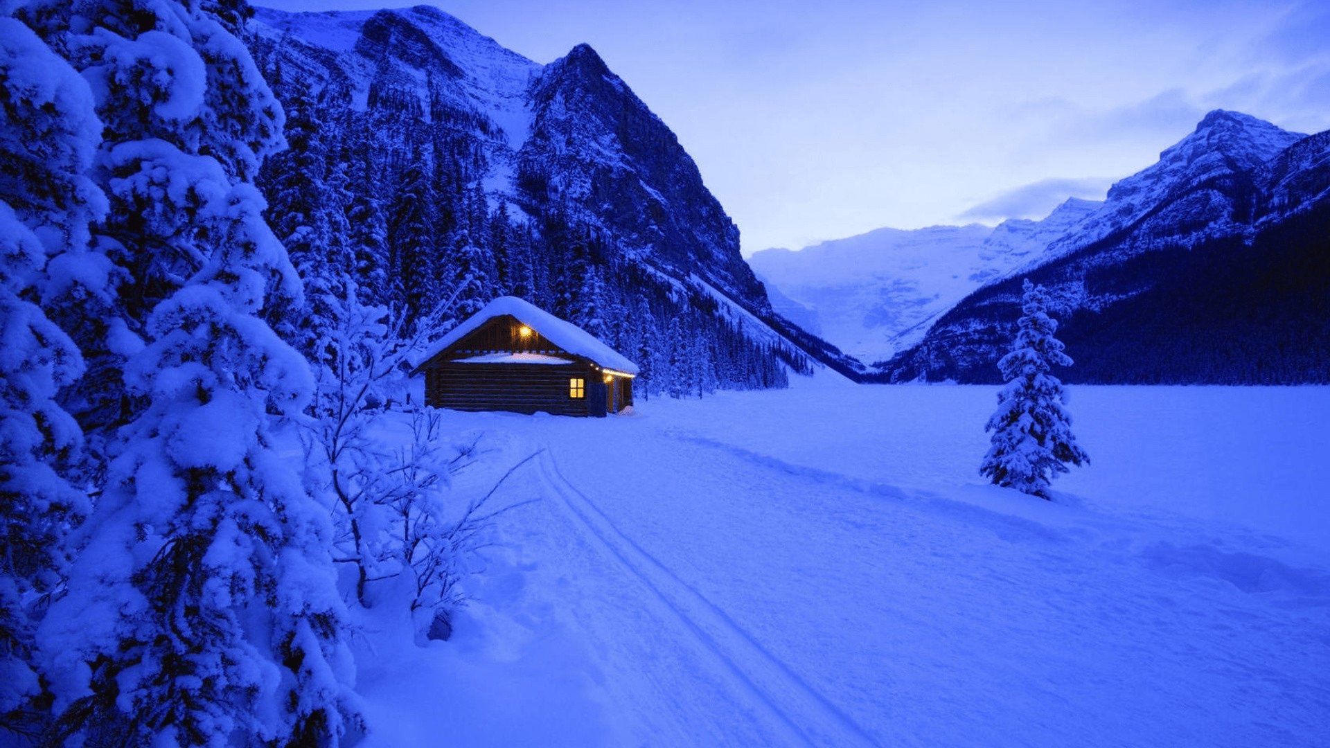 1920x1080 Cozy cabin in the snow