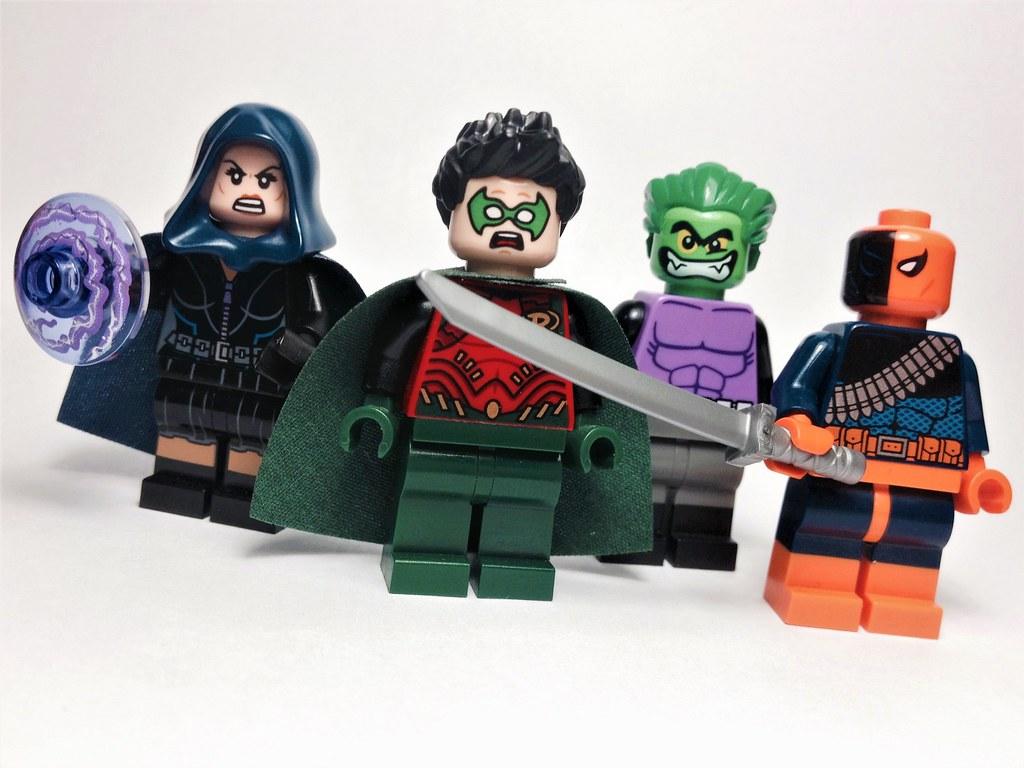 1024x768 Teen Titans. DC Comics 08 17 LEGO Raven, Robin, Beast