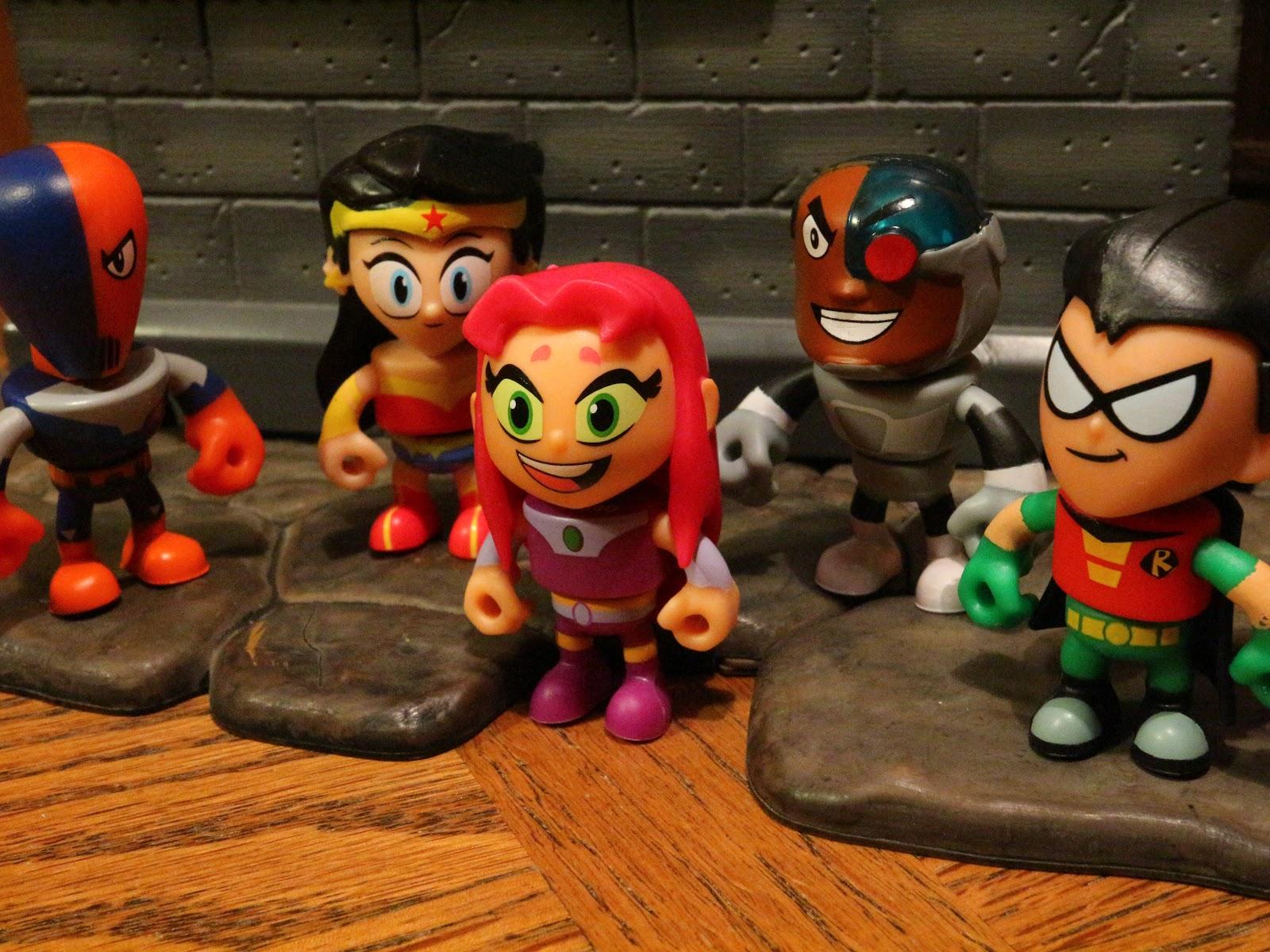 1600x1200 Action Figure Barbecue: Minifigure Review: Cyborg, Robin, Slade, Starfire, and Wonder Woman from Teen Titans Go! To The Movies