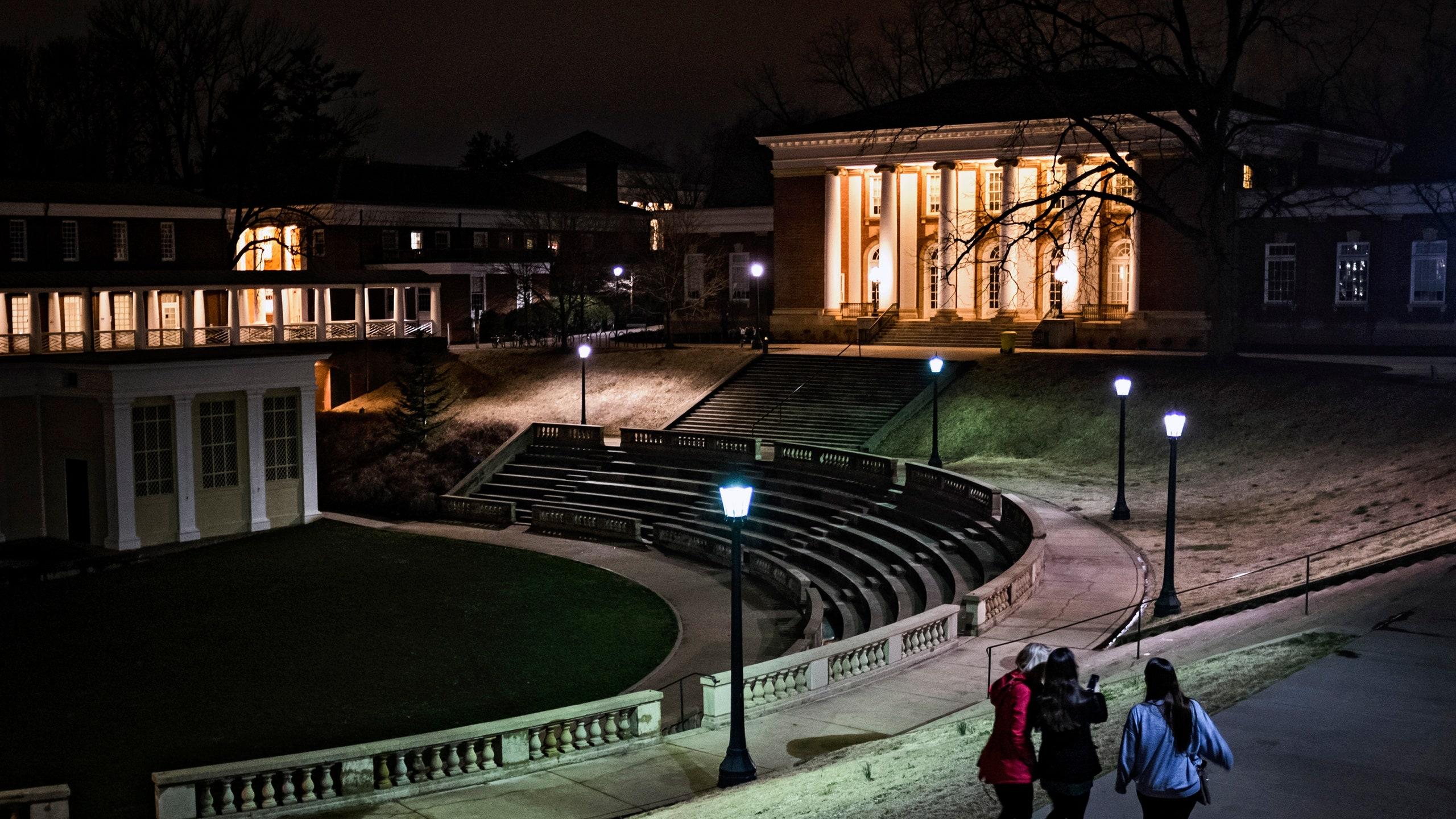 2560x1440 University of Virginia Students Share How They Feel About Returning to Charlottesville