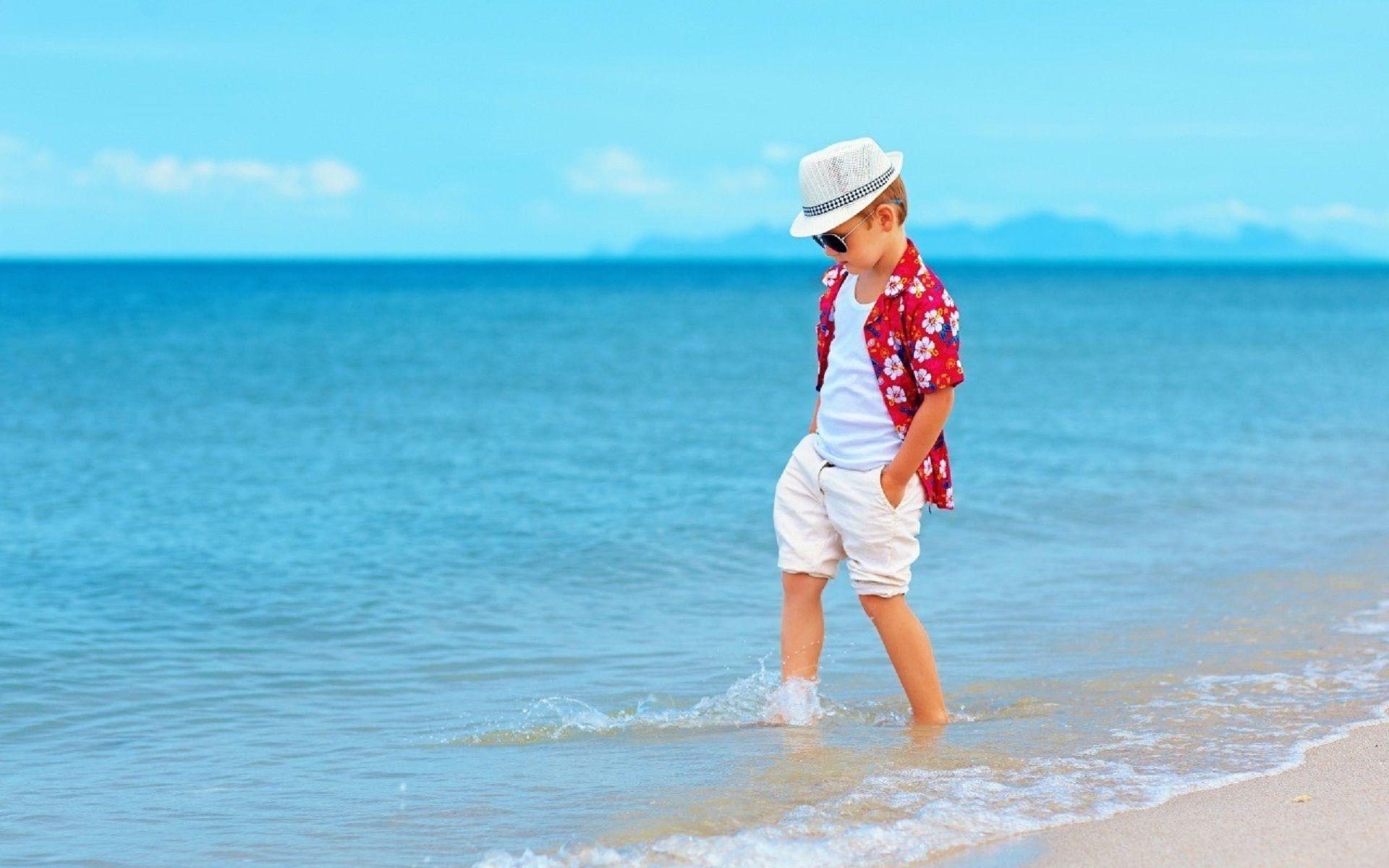 1920x1200 Stylish Little Boy Wallpaper, Picture