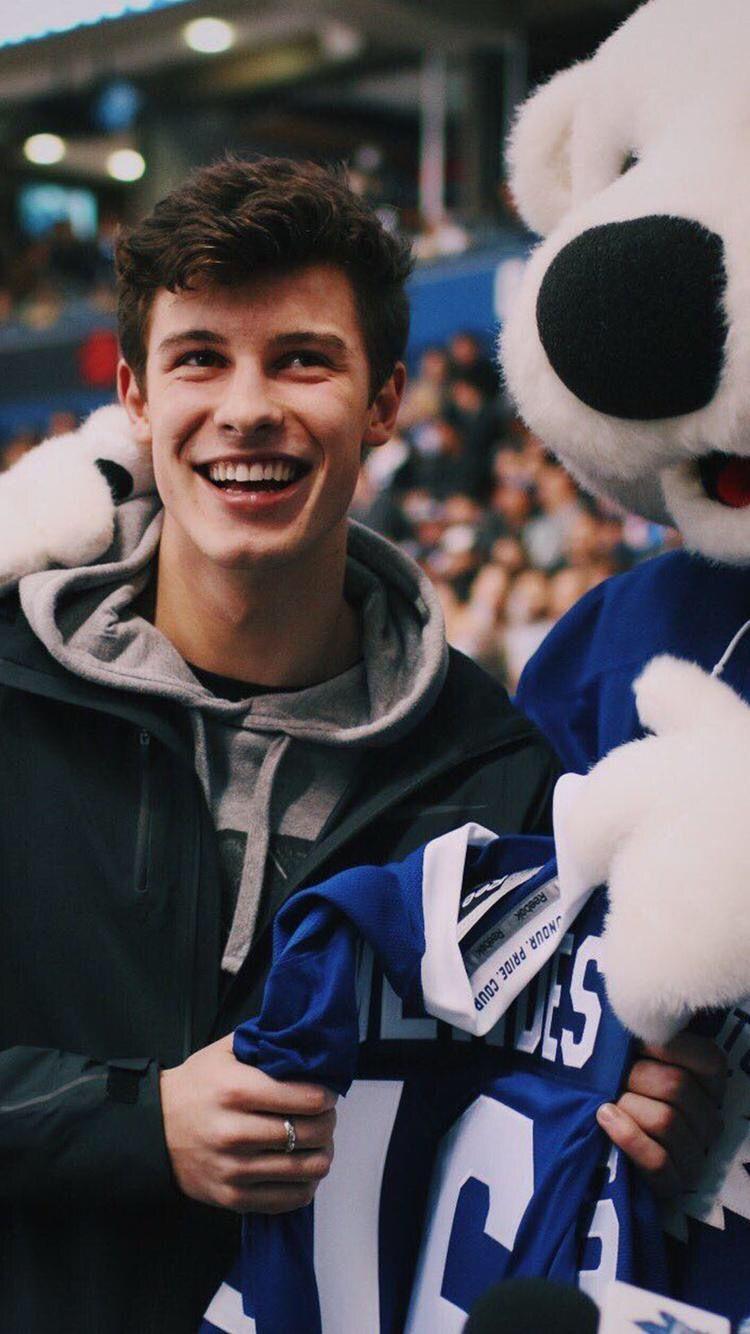 750x1334 Shawn Mendes!! iPhone wallpaper. Shawn mendes imagines, Shawn mendes divertido, Shawn mendes lindo