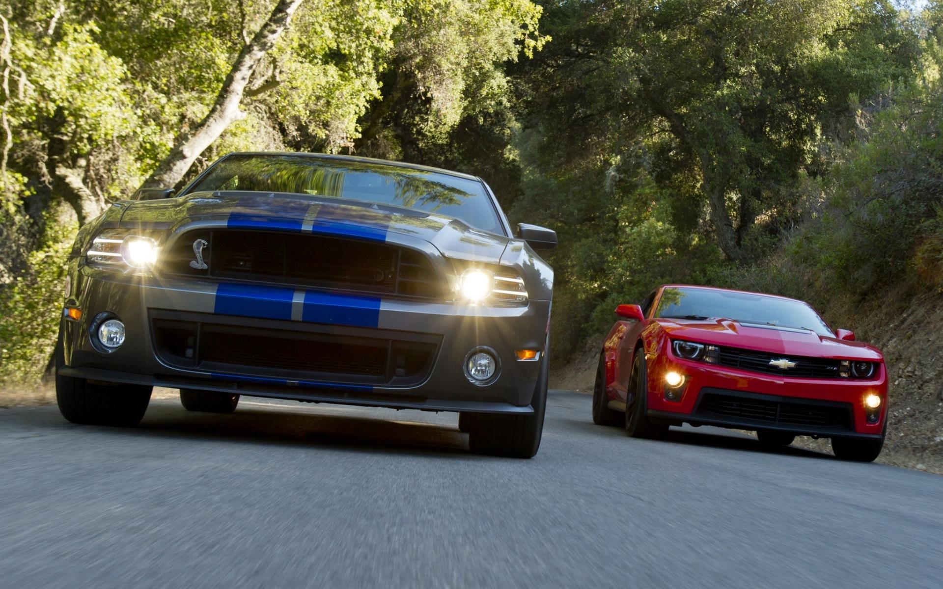 1920x1200 Ford Mustang Shelby и Chevrole Camaro Wallpaper & Background Image