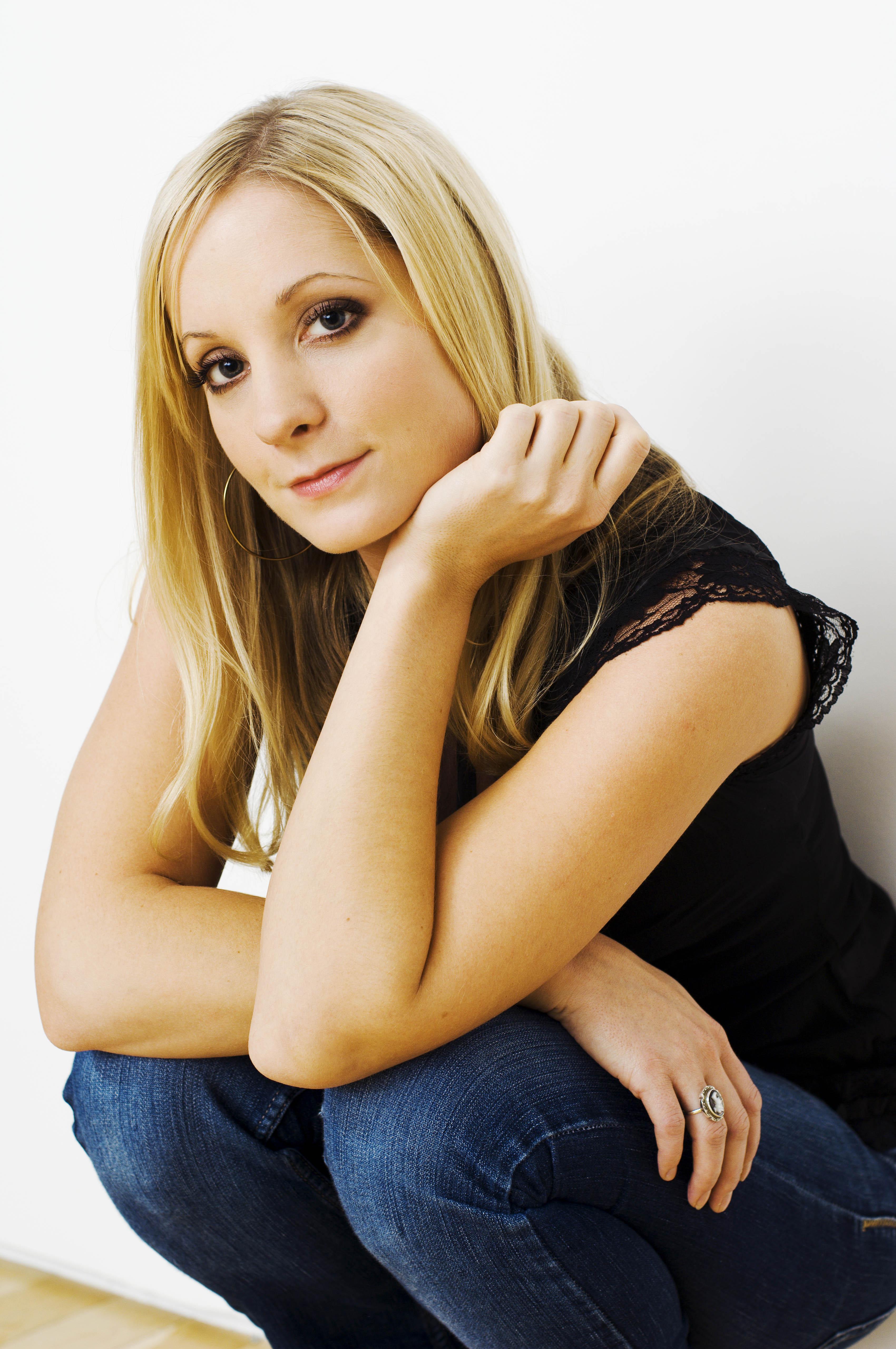 Joanne Froggatt Wallpapers - Top Free Joanne Froggatt Backgrounds