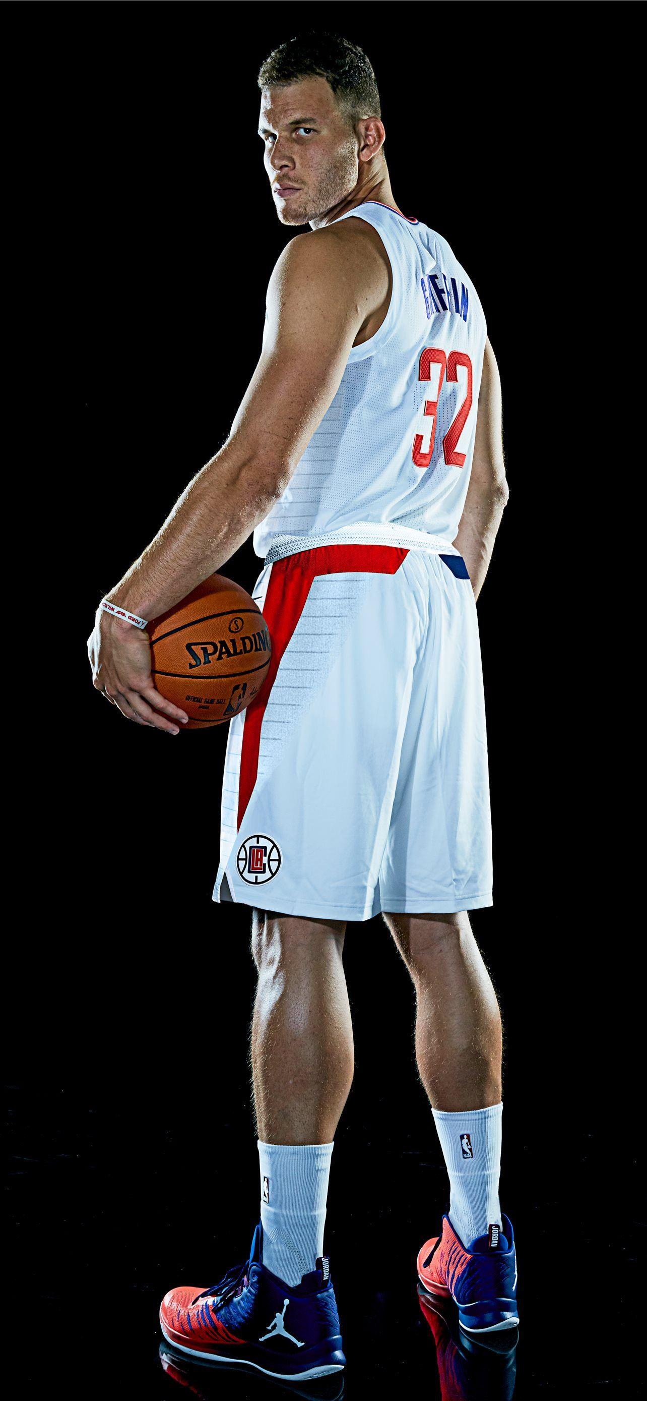 1284x2778 blake griffin iPhone Wallpaper Free Download