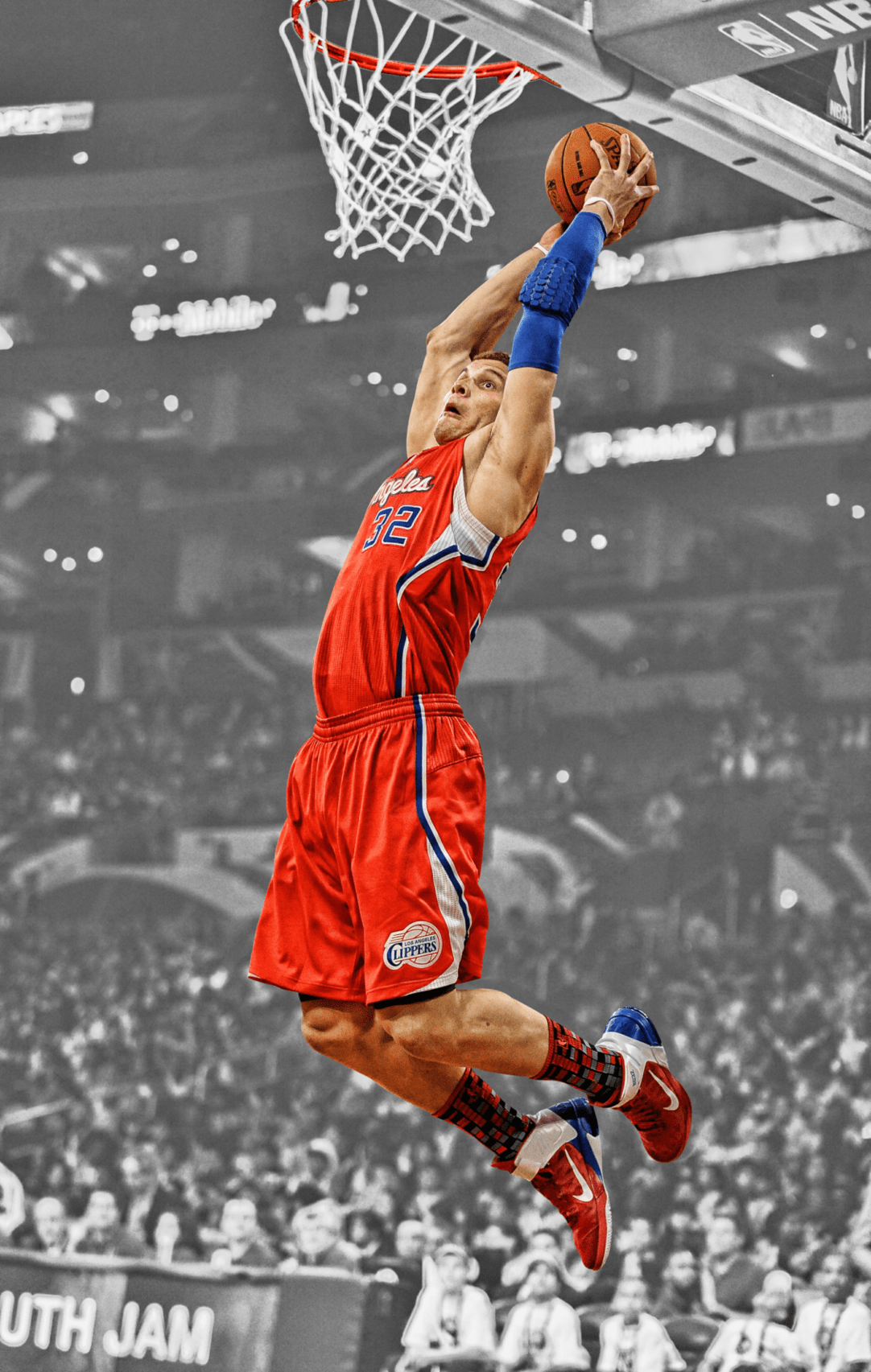1082x1705 Funmozar Blake Griffin Wallpaper HD Wallpaper