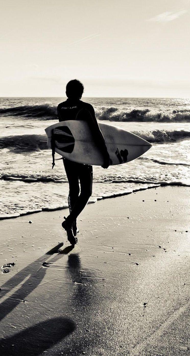 744x1392 Surfing iPhone Wallpaper