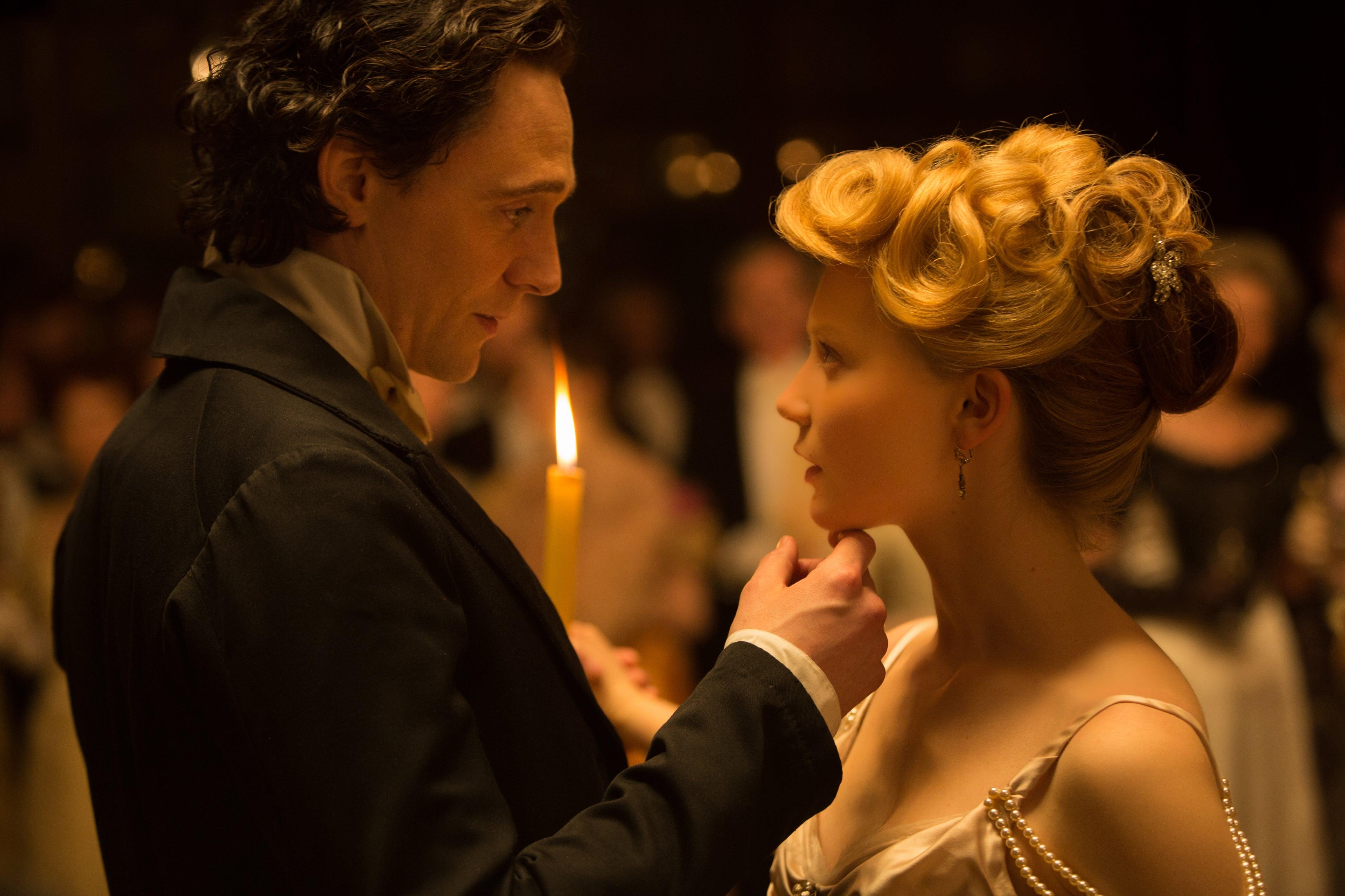 4608x3072 Crimson Peak HD
