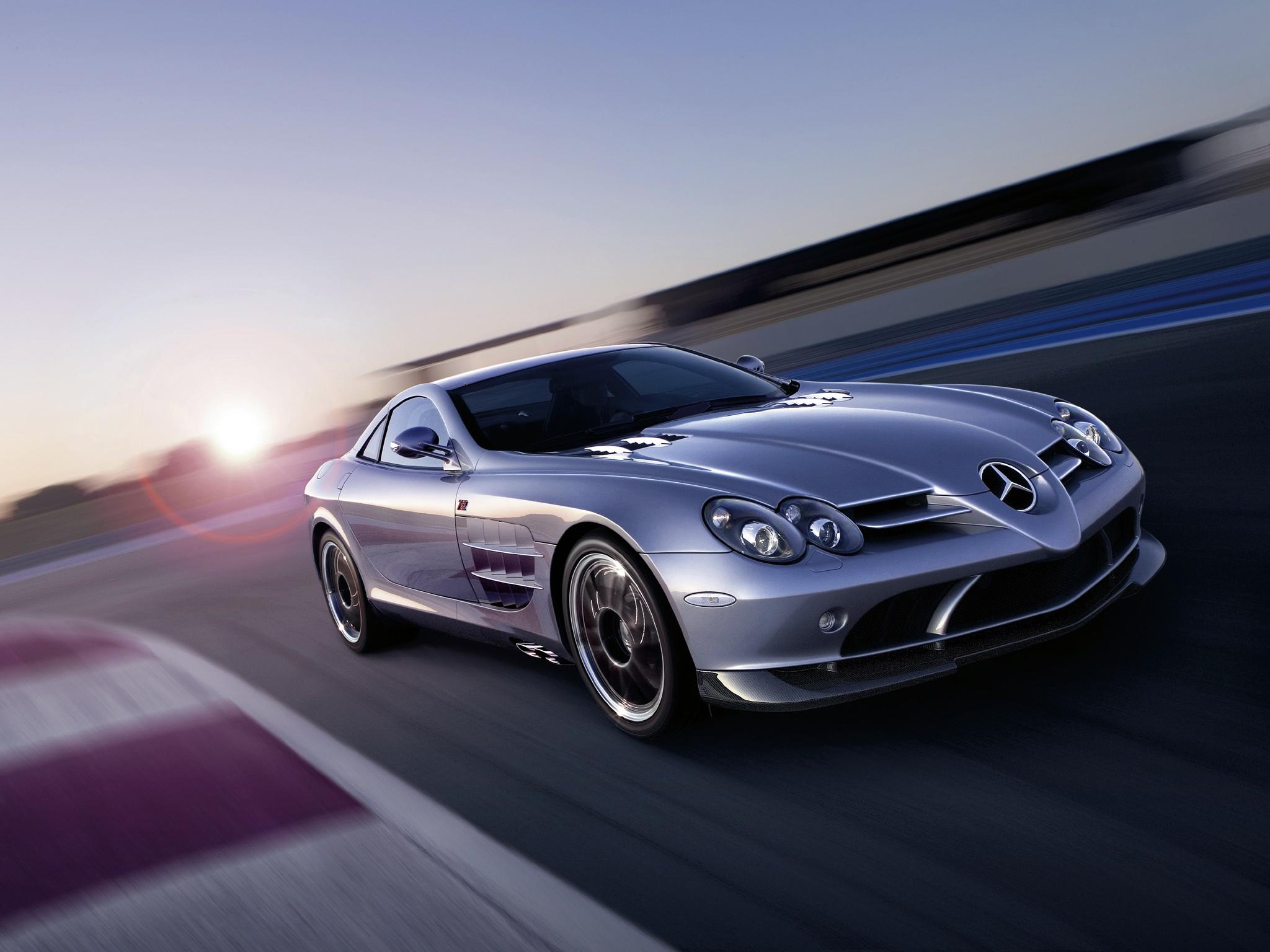 2048x1536 Mercedes Benz McLaren SLR 722 Wallpaper