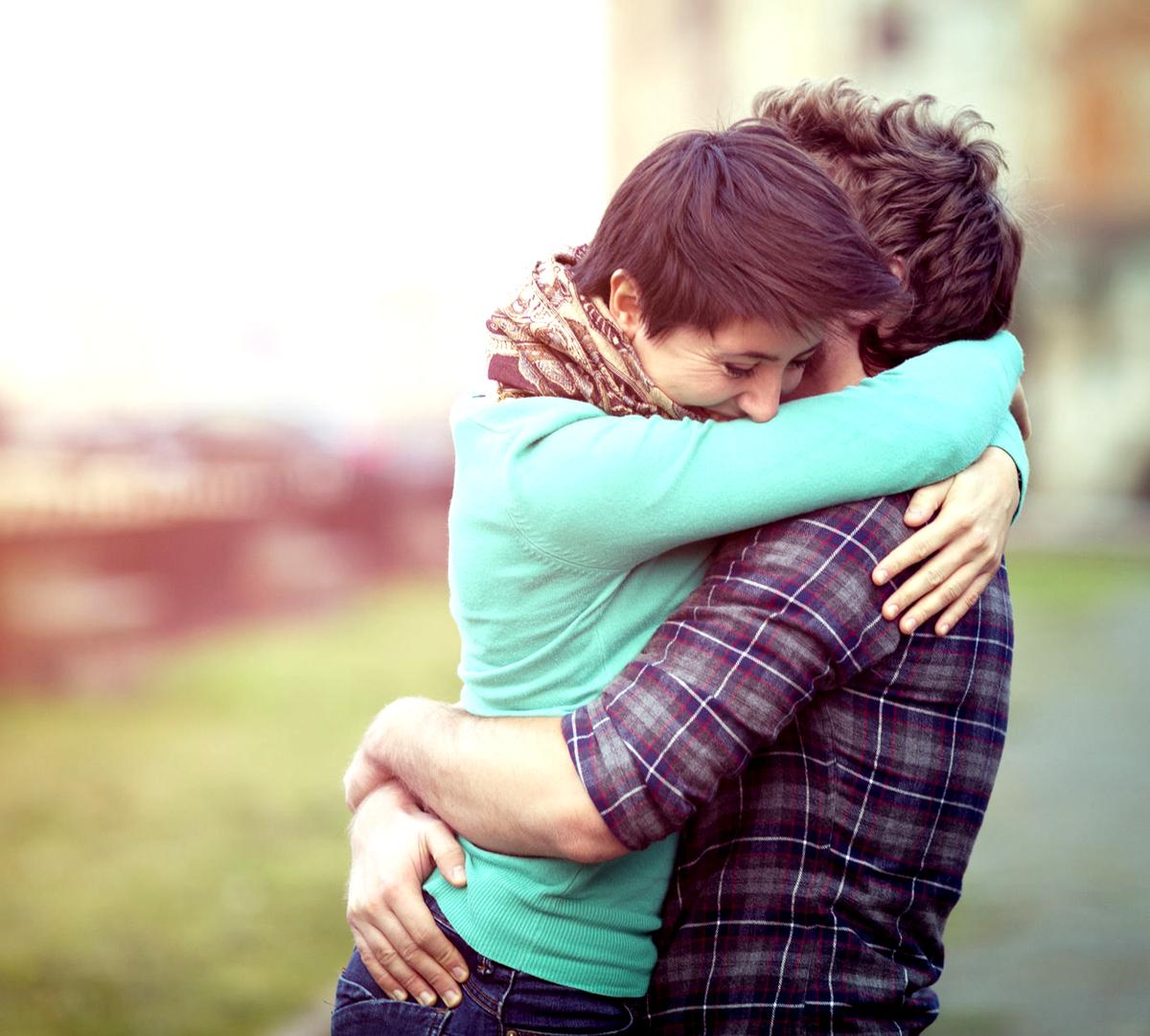 1200x1081 Romantic Love Image Couple HD