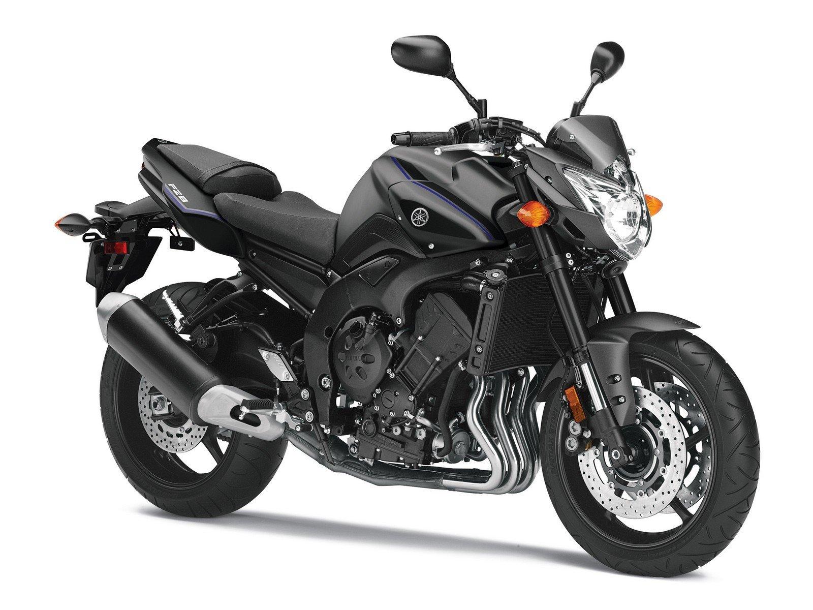 1600x1200 Yamaha FZ8
