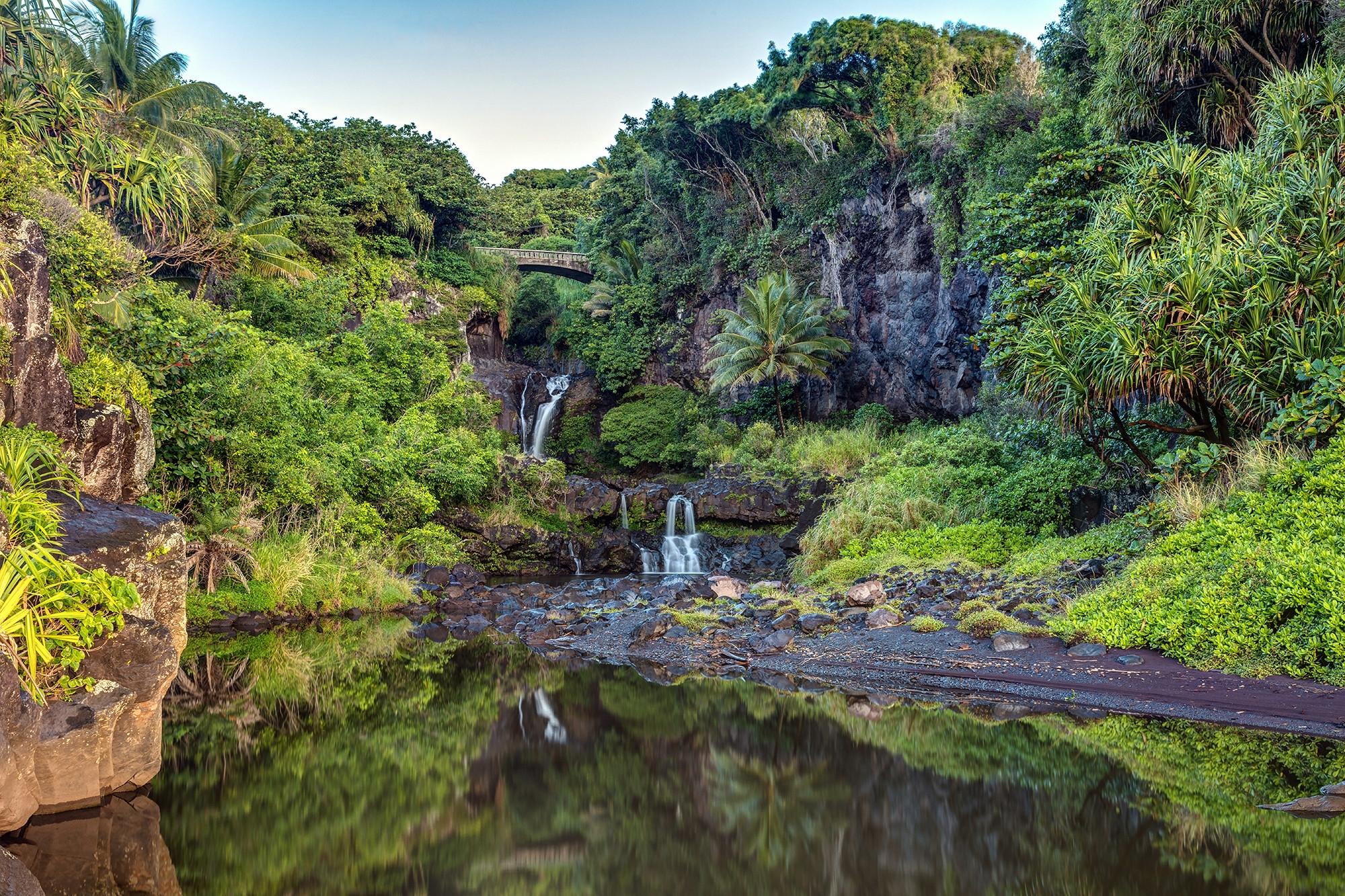 2000x1333 Photo Haleakala National Park on the East side of Maui Hawaii river picture on Fonwall