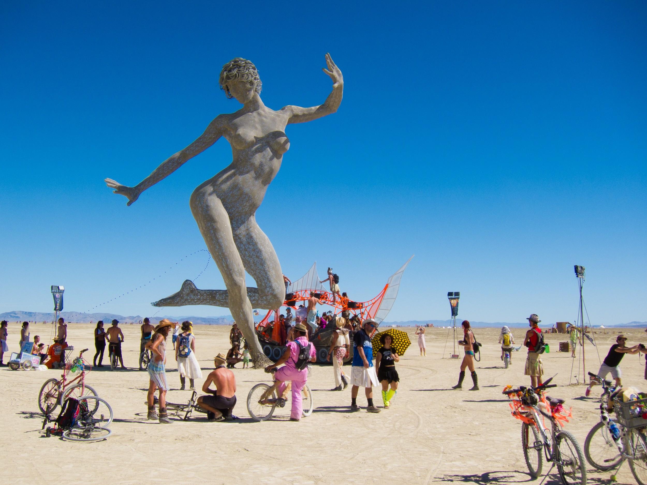 2500x1875 Download Beach Festival Wallpaper 2500x1875