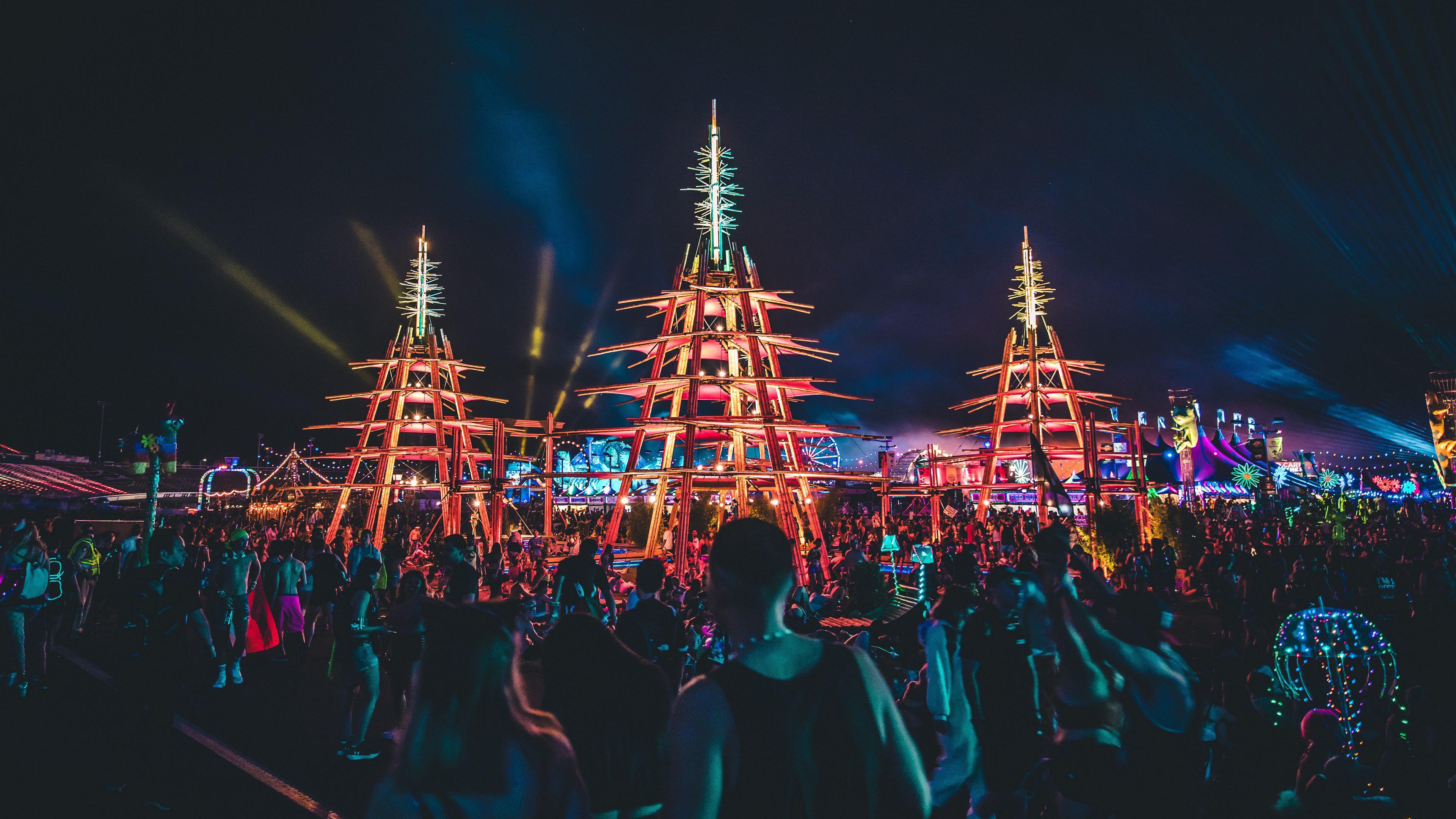 3840x2160 Festival