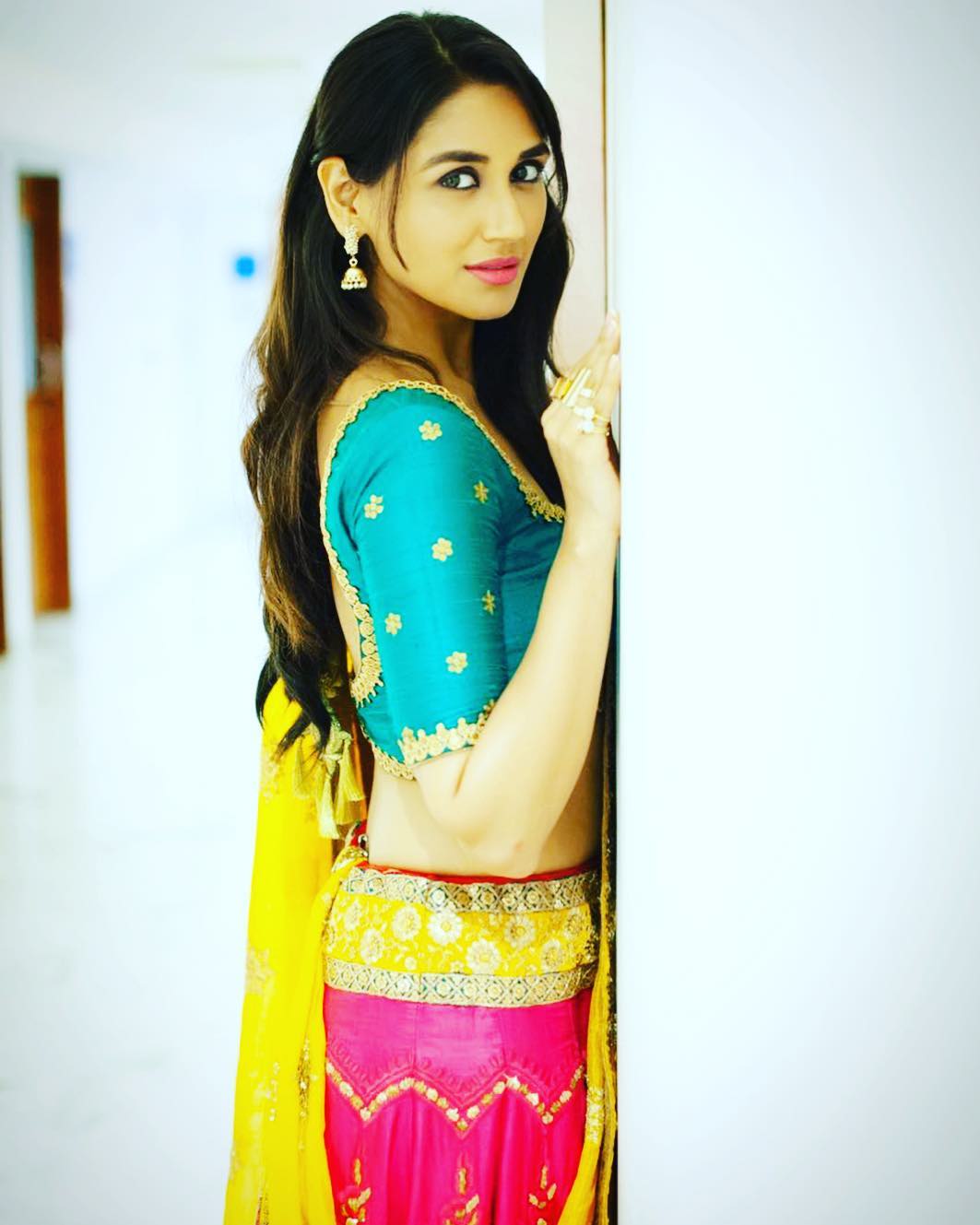 1063x1329 Nikita Dutta Photo: Latest Nikita Dutta Image, HD Wallpaper, Picture, Gallery of Actor Nikita Dutta