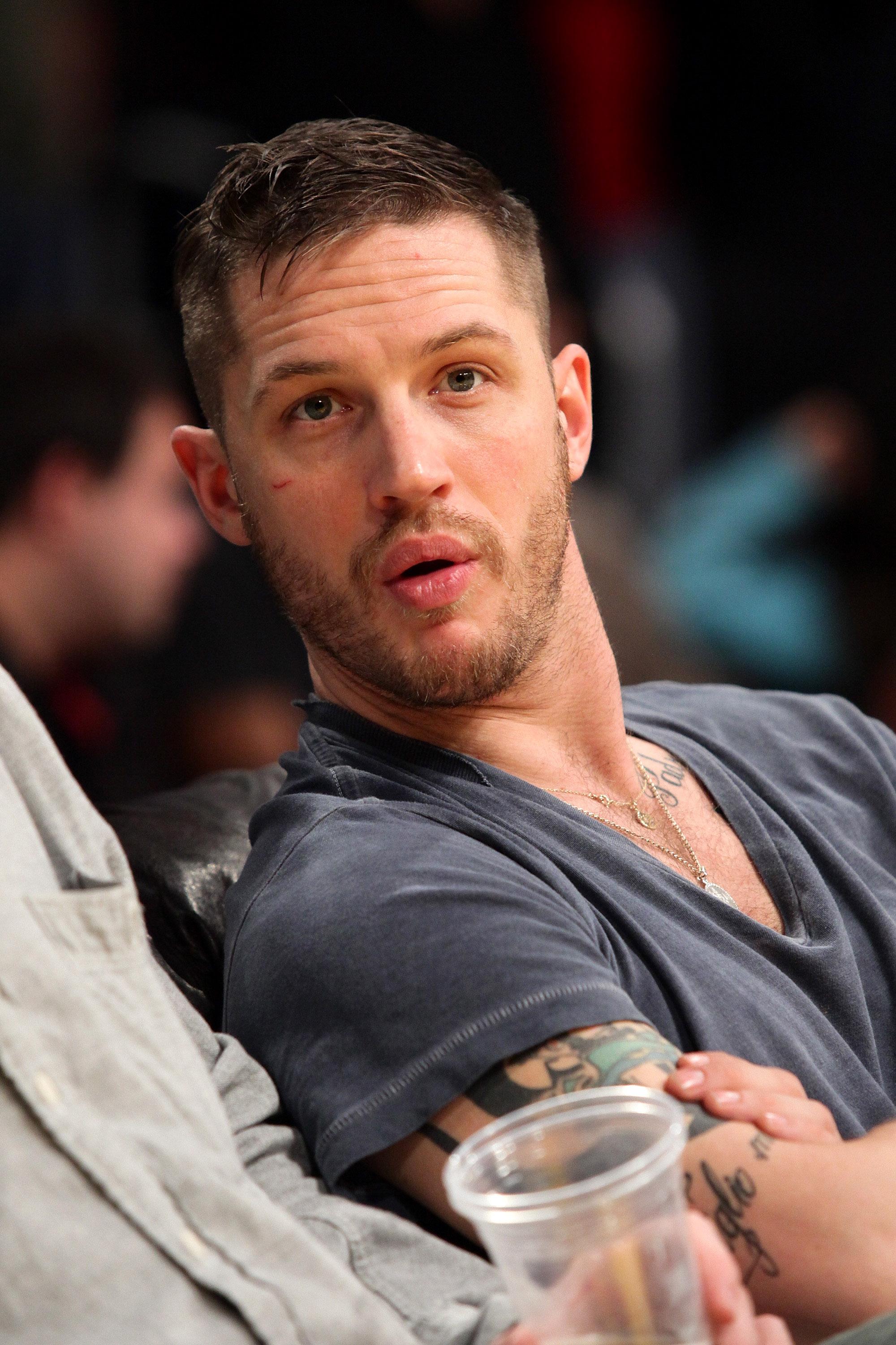2000x3000 Tom Hardy. HD Wallpaper, HD Image, HD Picture